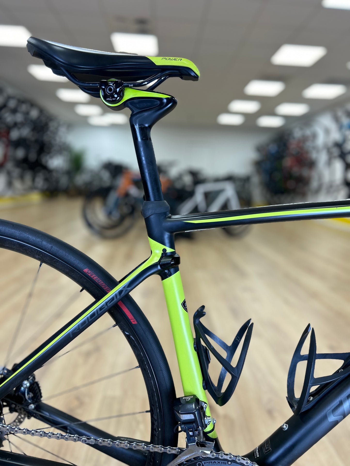 Specialized Roubaix Di2 Carbon Racefiets