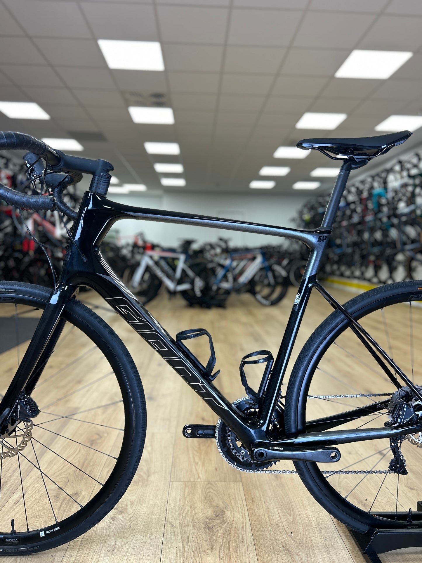 Giant Defy Advanced 1 Carbon Racefiets
