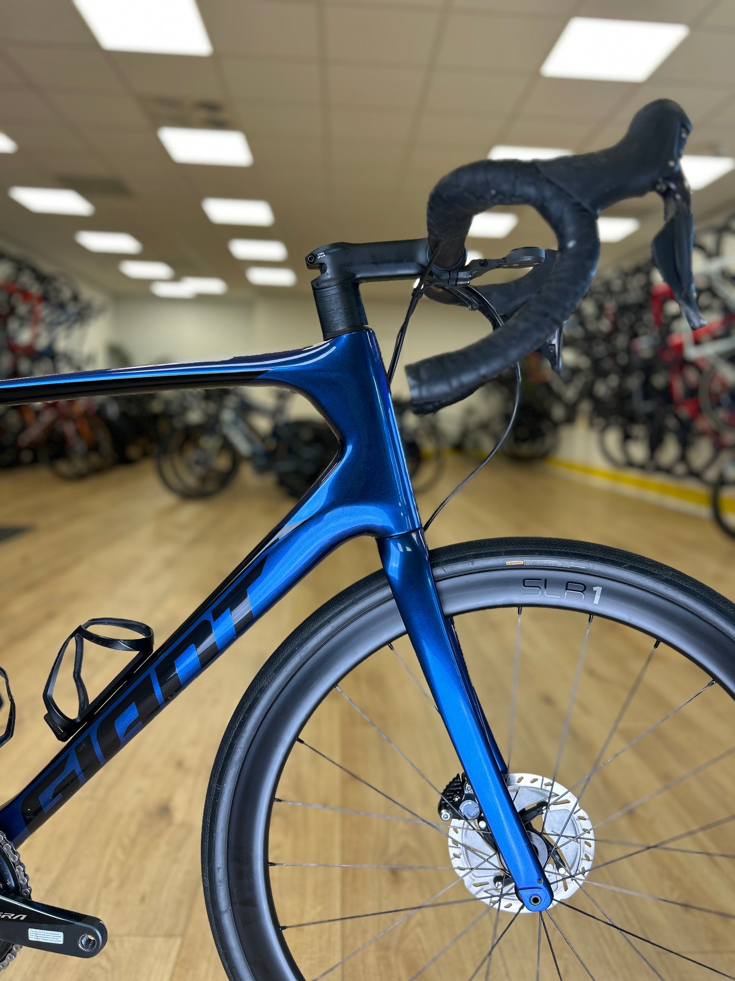 Giant Defy Advanced Pro 1 Di2 Carbon Racefiets
