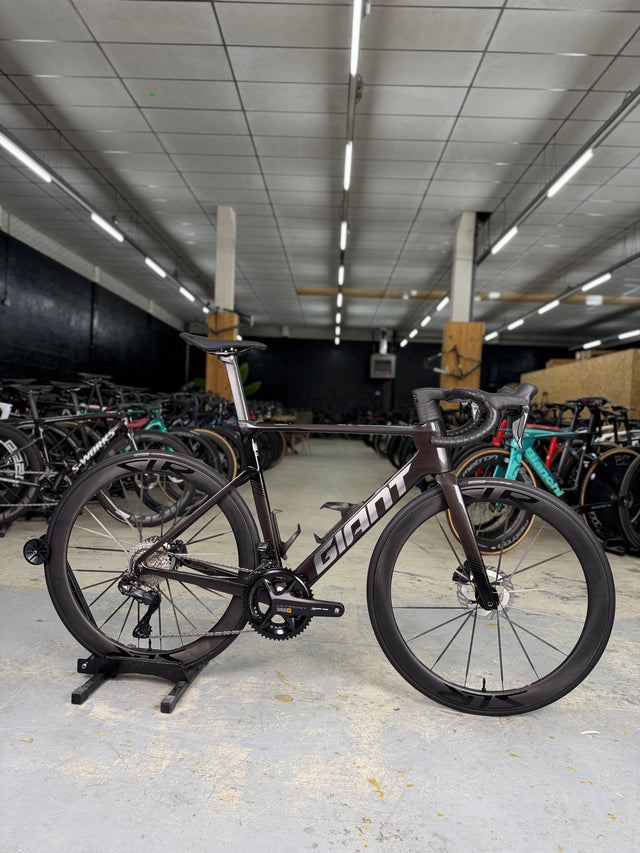 SHOWROOM Giant Propel Advanced Pro 0 Di2 Carbon Racefiets