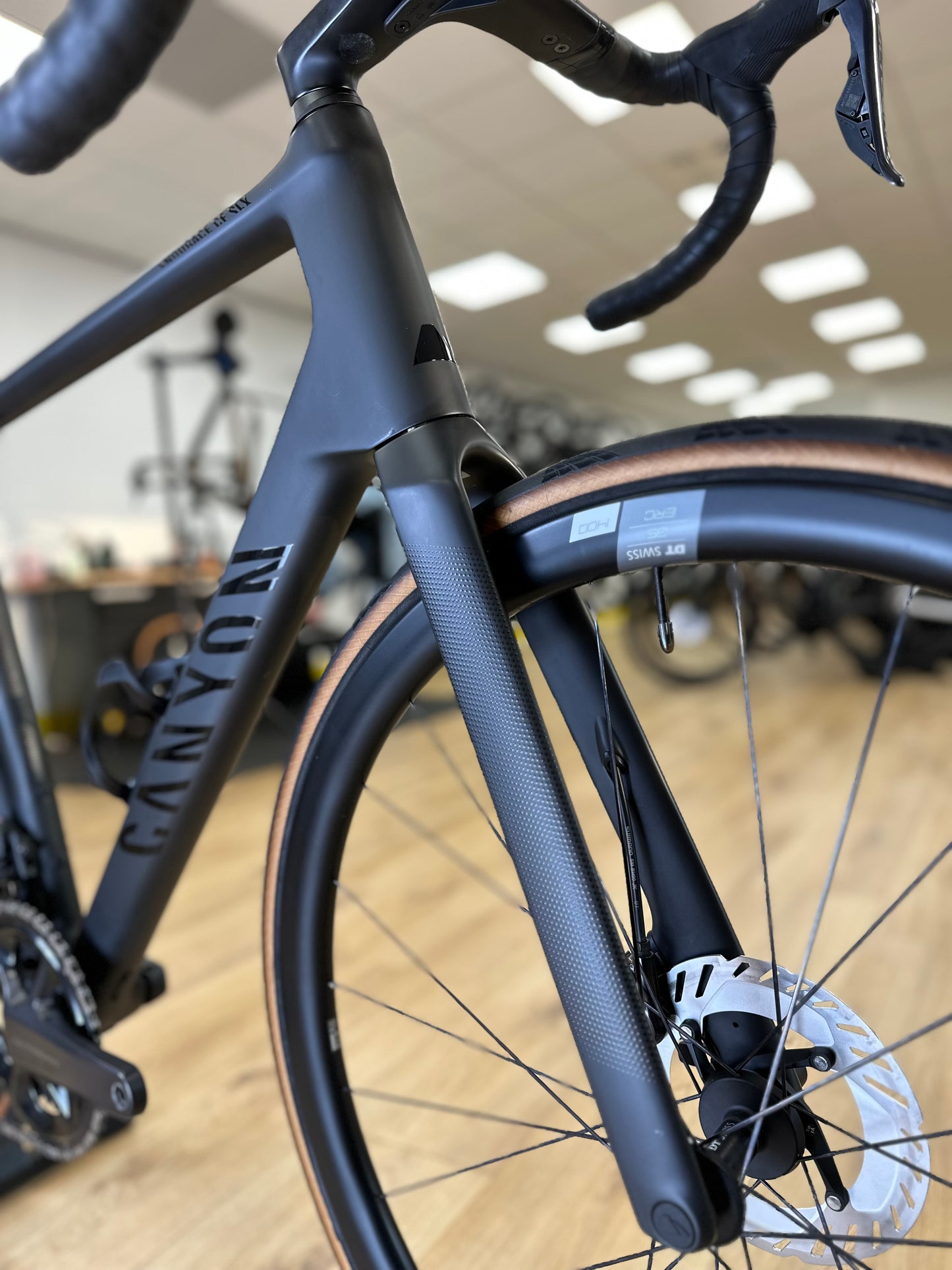 200km Canyon Endurace Di2 Carbon Disc Road Bike
