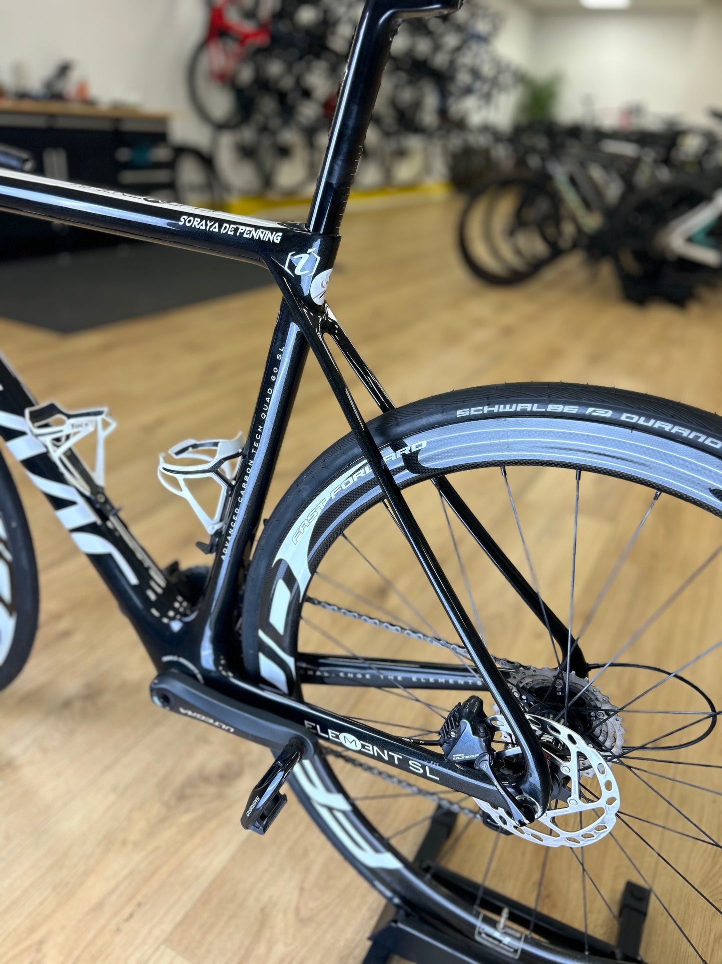 Isaac Element FFWD Ultegra Carbon Disc Racefiets