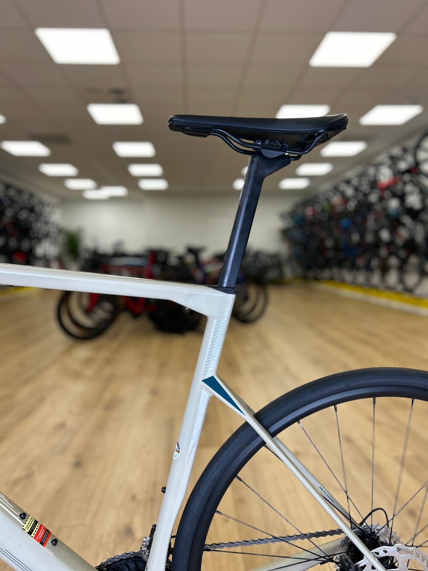 NEW - BMC Road Machine Carbon Disc Racefiets