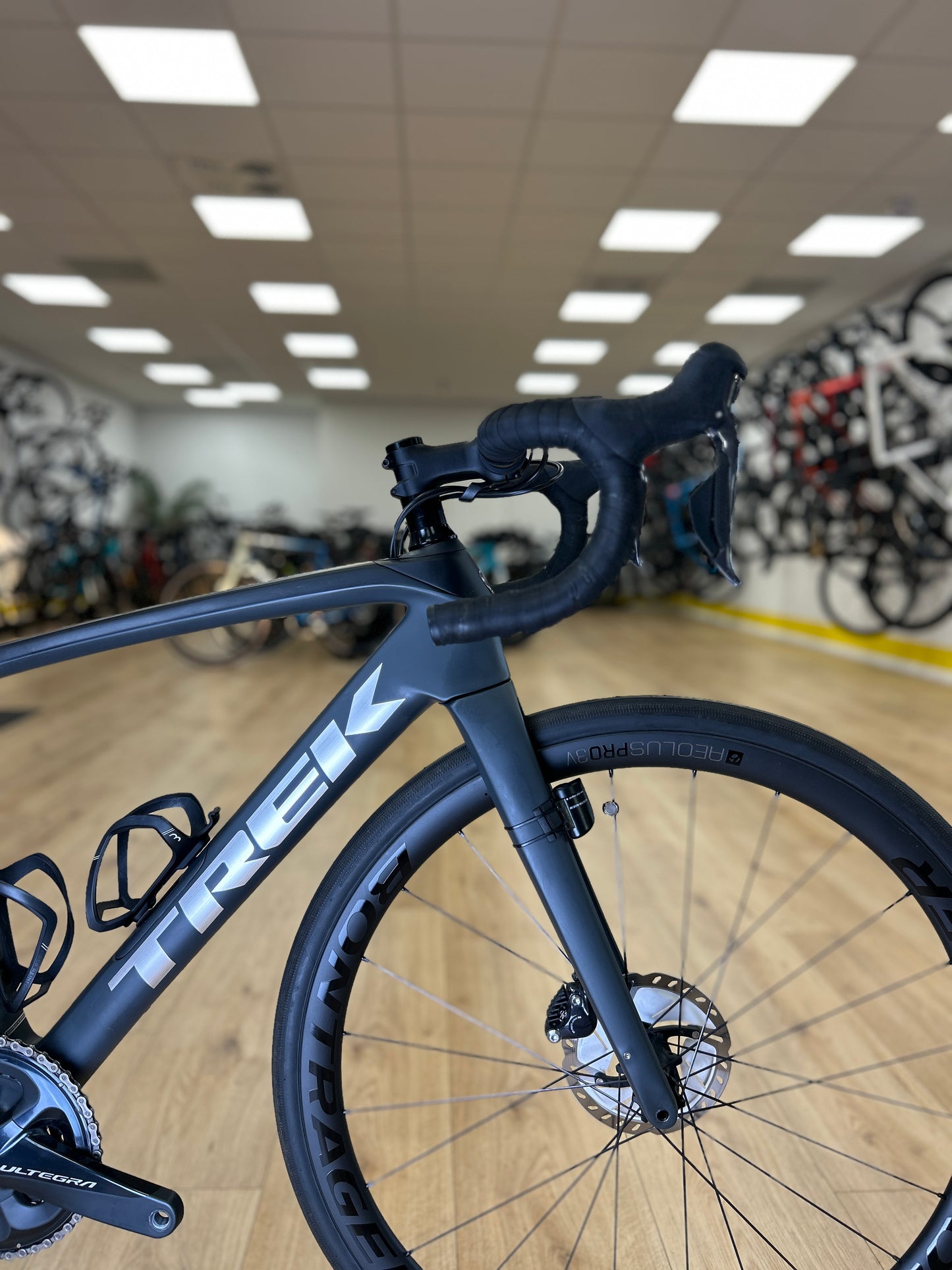 Trek Domane SL7 Di2 Carbon Racefiets