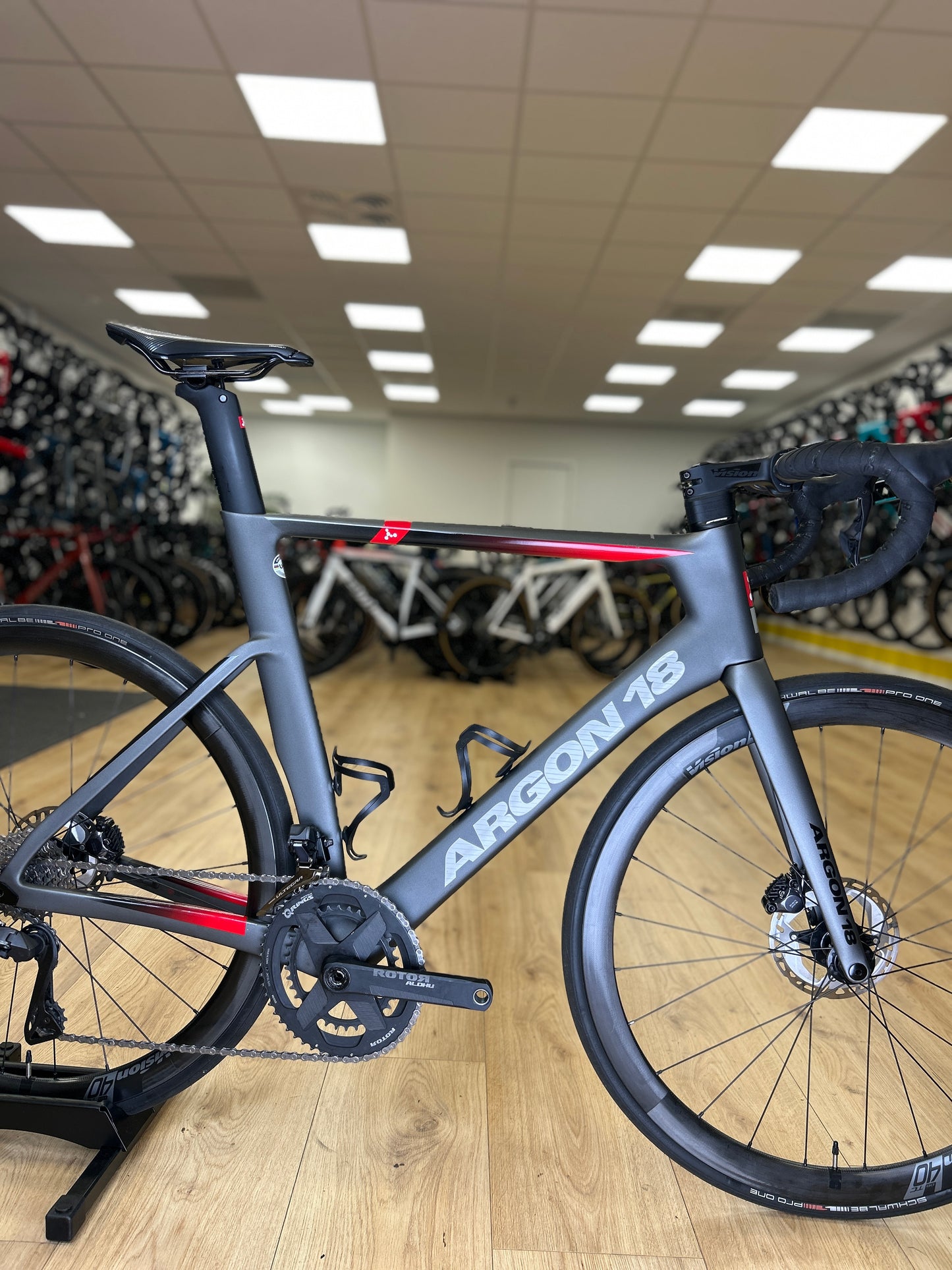Argon 18 Nitrogen Di2 Carbon Racefiets