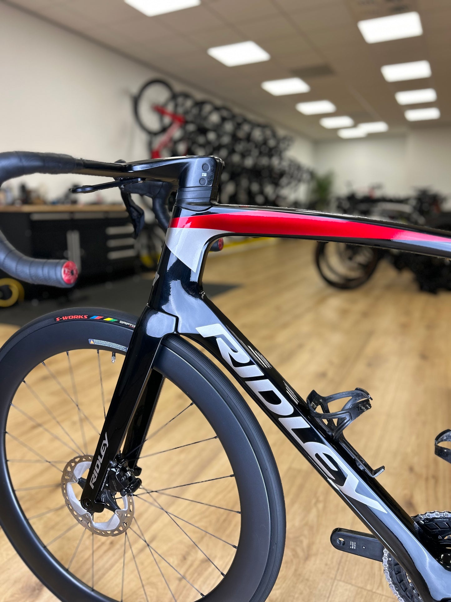 Ridley Noah Di2 Carbon Disc Racefiets