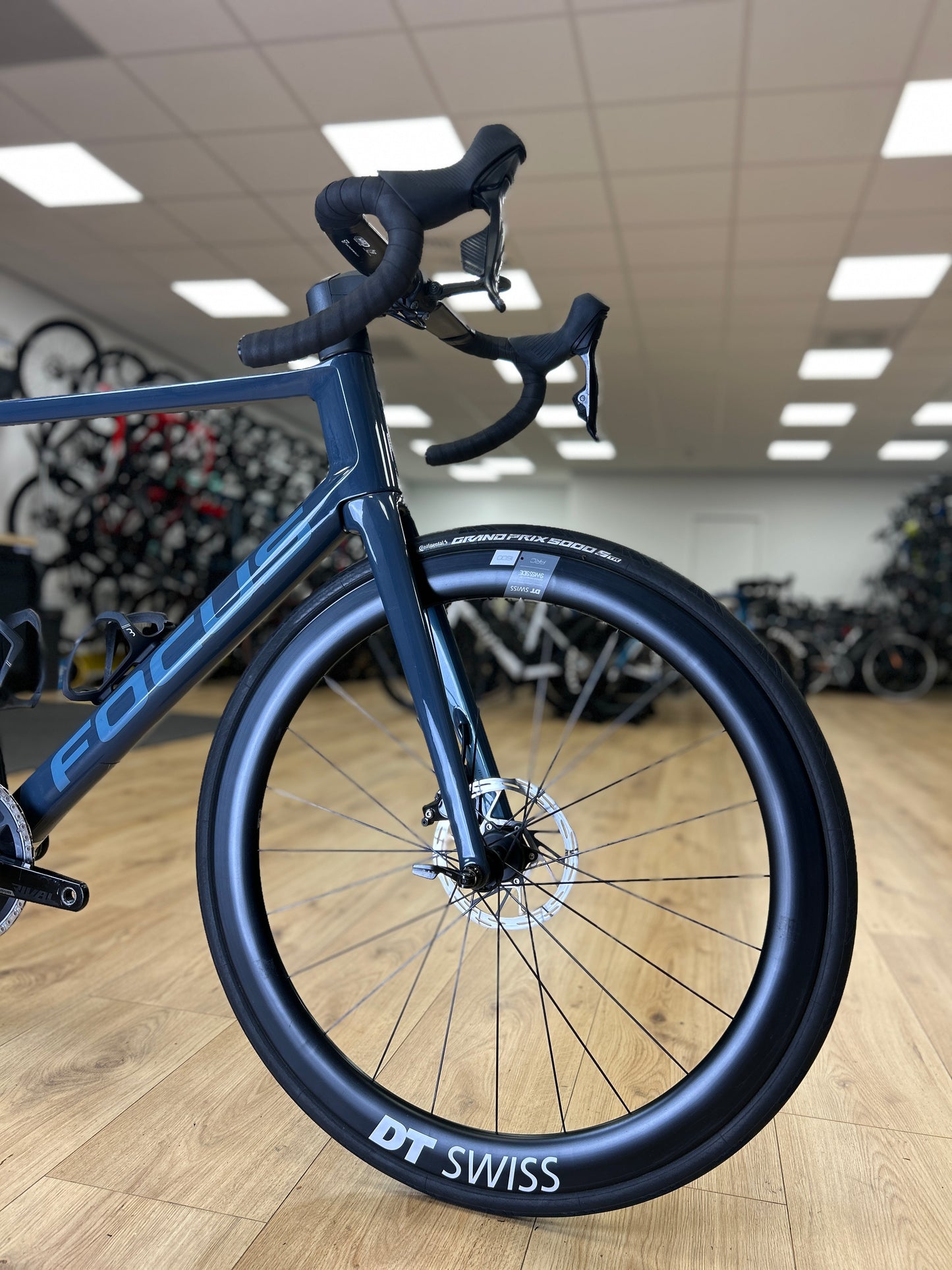 Focus Izalco MAX 9.7 AXS Carbon Racefiets