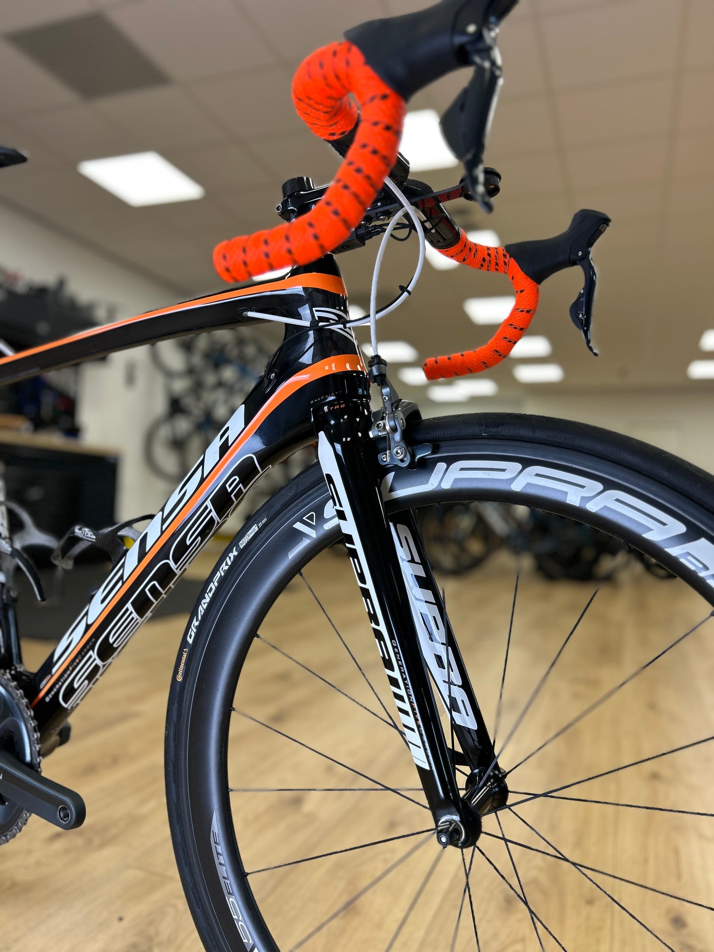 Sensa Giulia Calabria G5 Di2 Carbon Racefiets