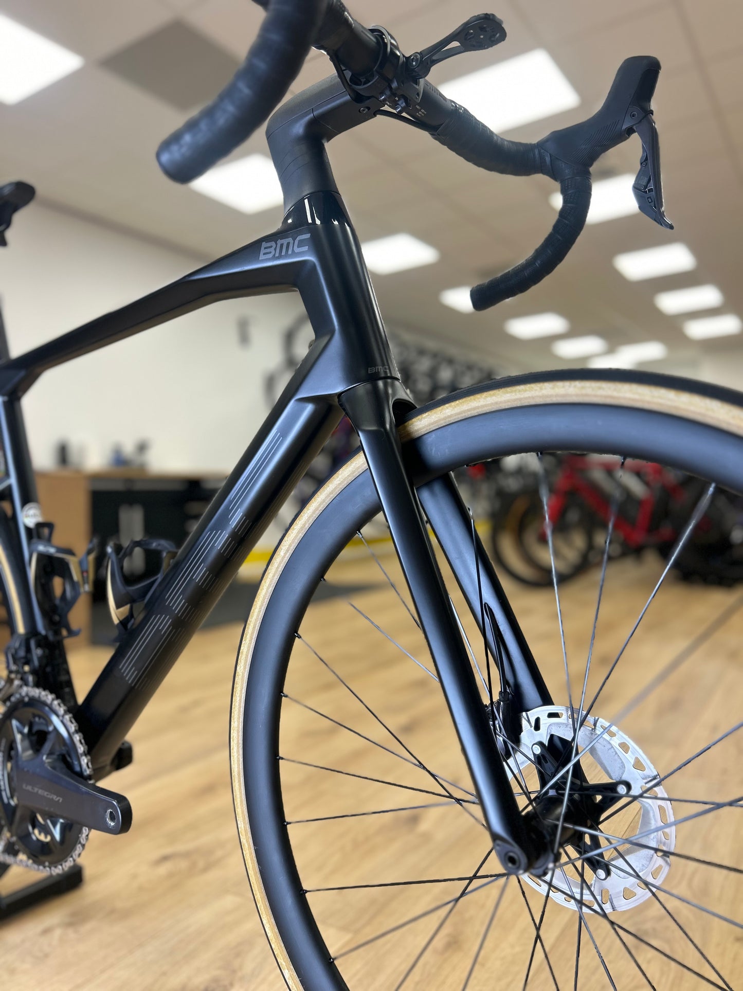 BMC Road Machine 01 Di2 Carbon Disc Racefiets
