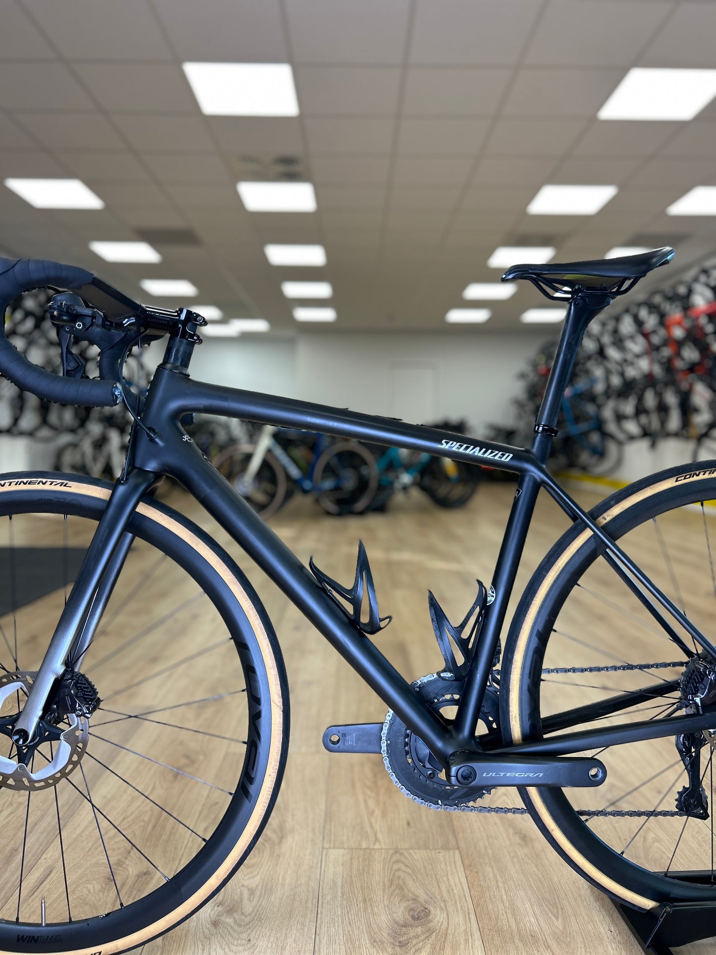 Specialized Aethos Di2 Carbon Racefiets