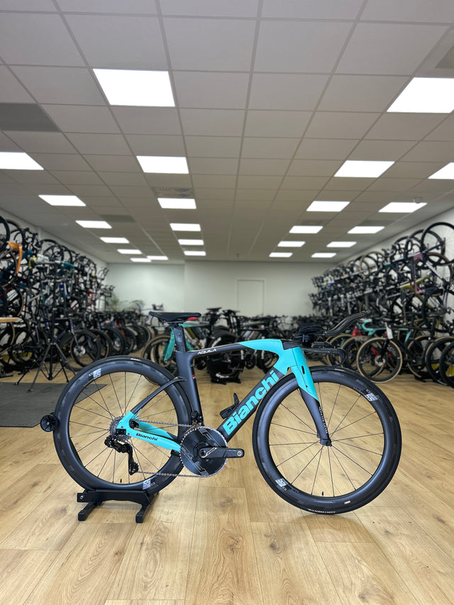 Bianchi Aquila CV Di2 Carbon Racefiets