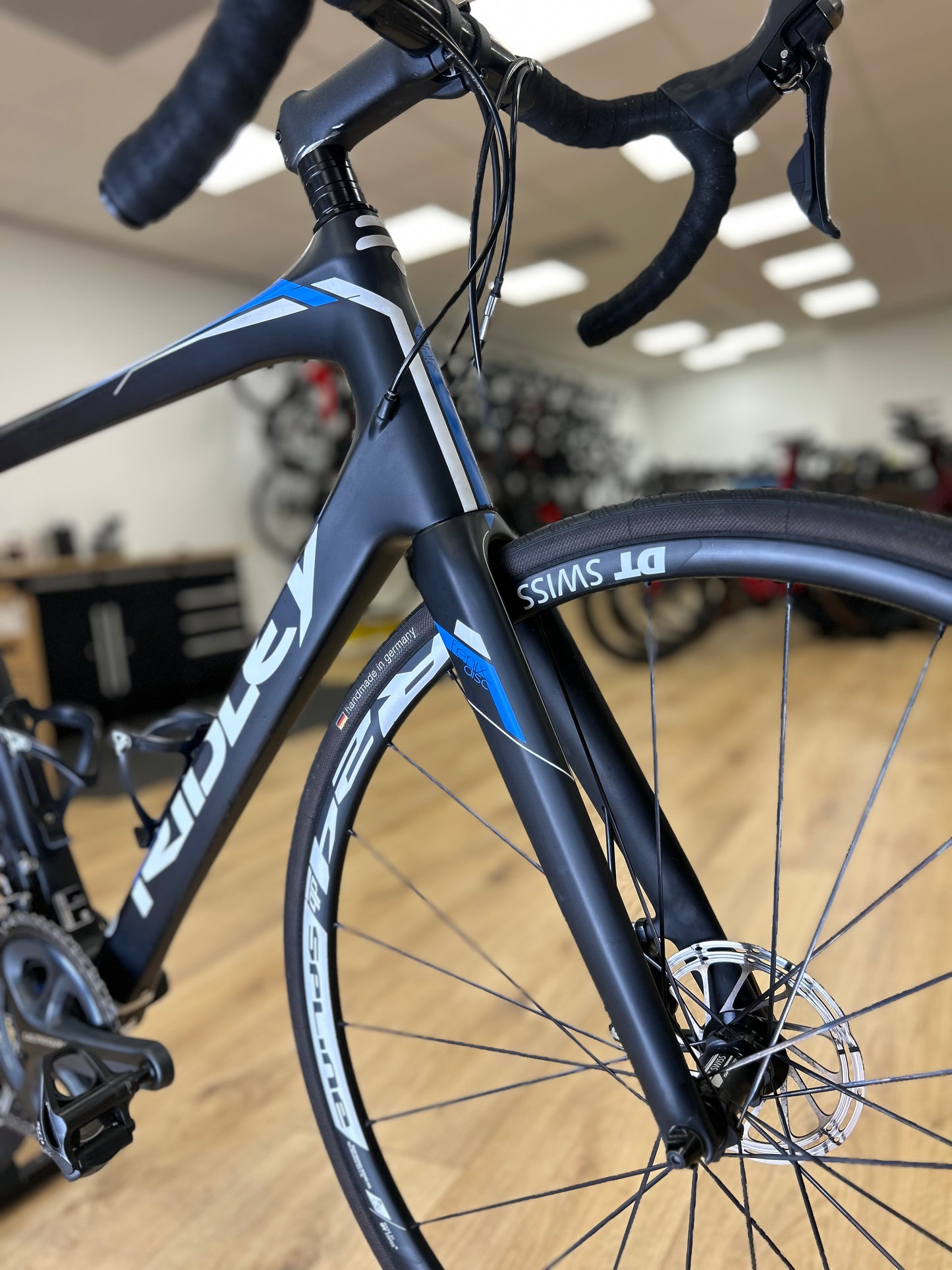 Ridley Fenix Carbon Ultegra Disc Racefiets