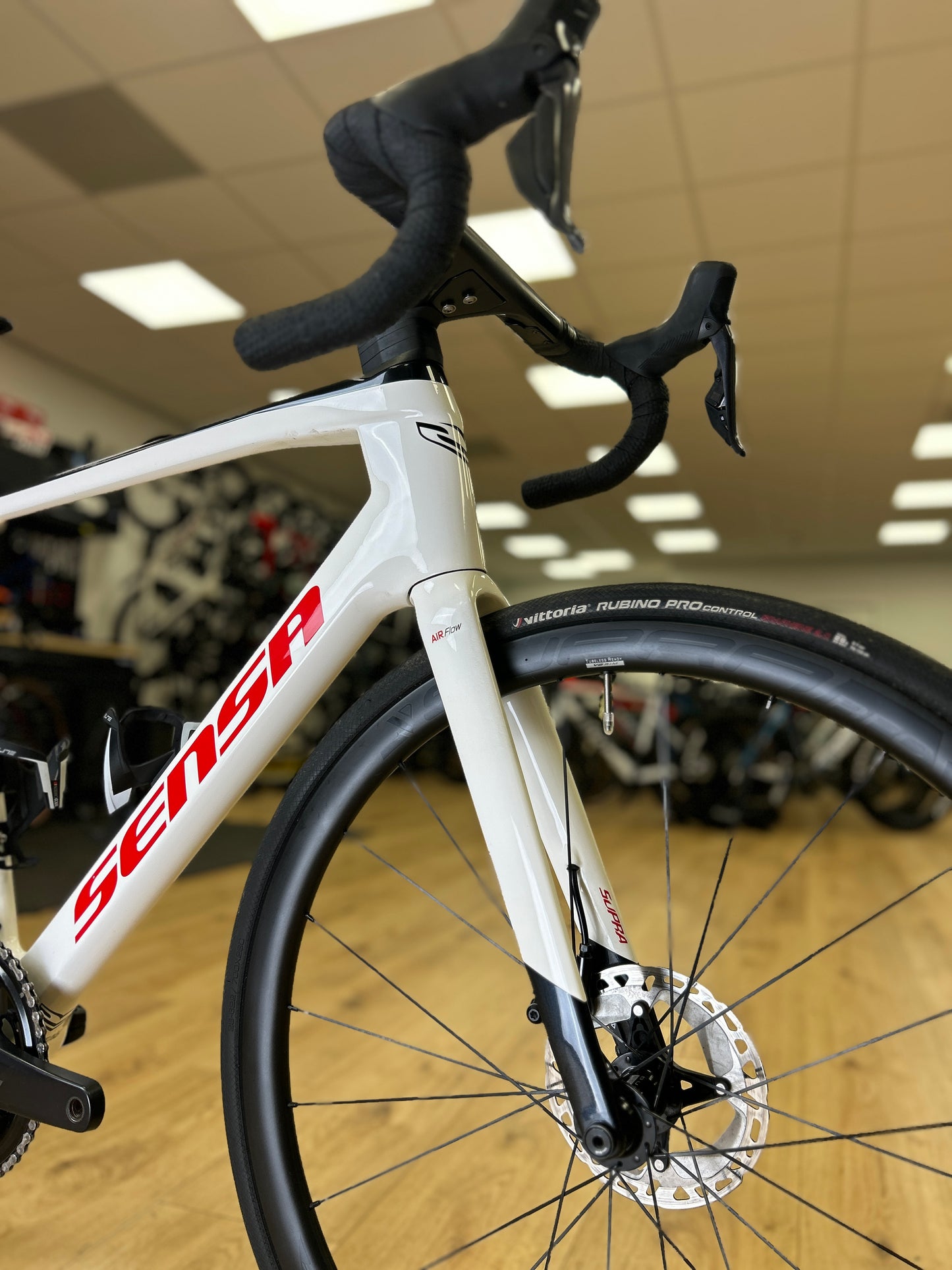 Sensa Giulia Di2 Carbon Racefiets