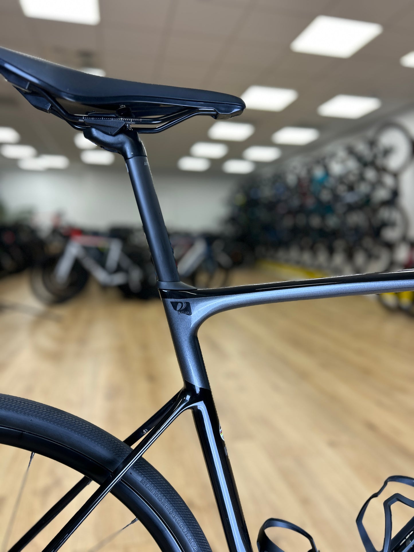 Giant Defy Advanced 1 Carbon Racefiets