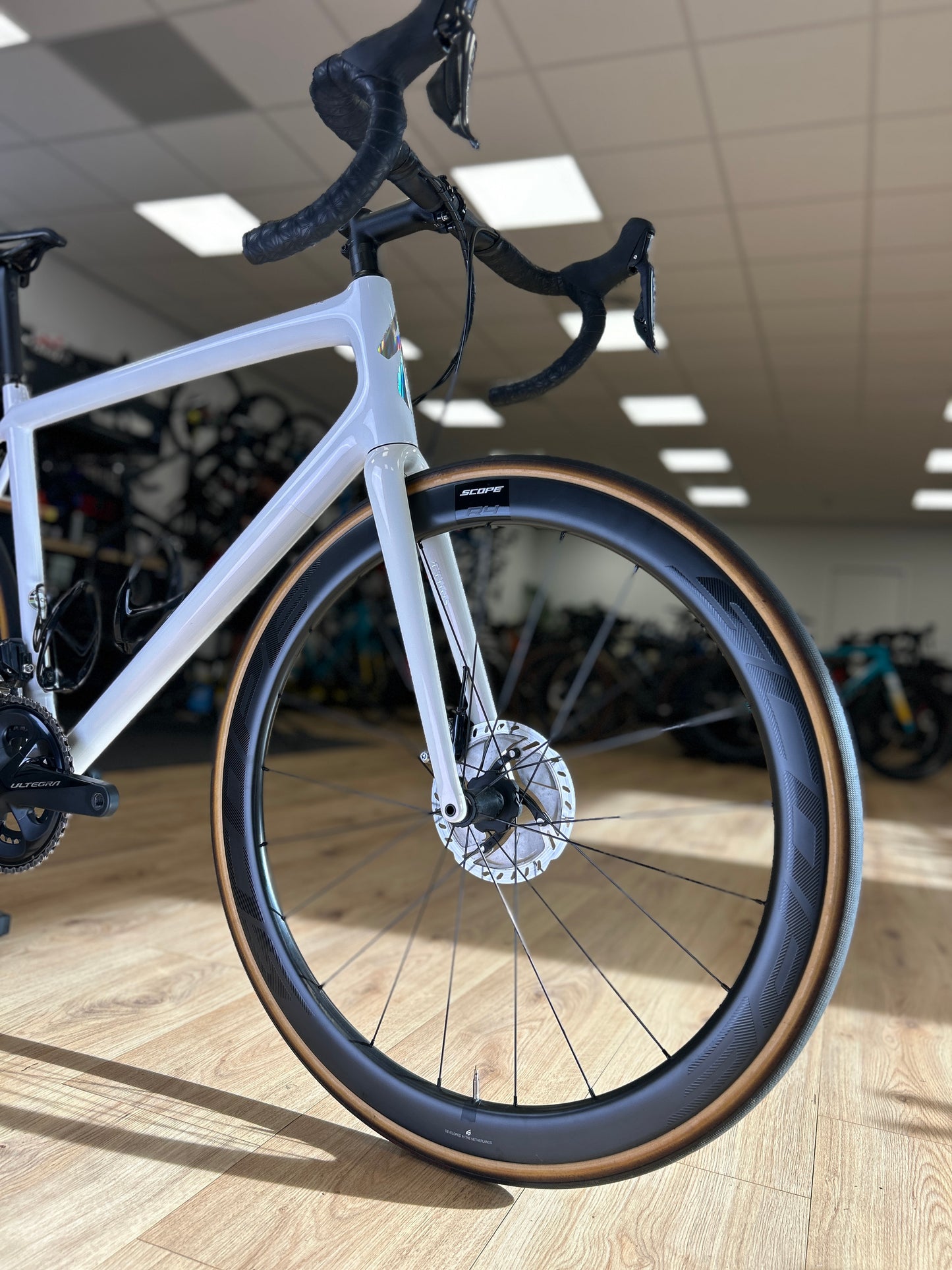 Specialized Aethos Di2 Carbon Racefiets