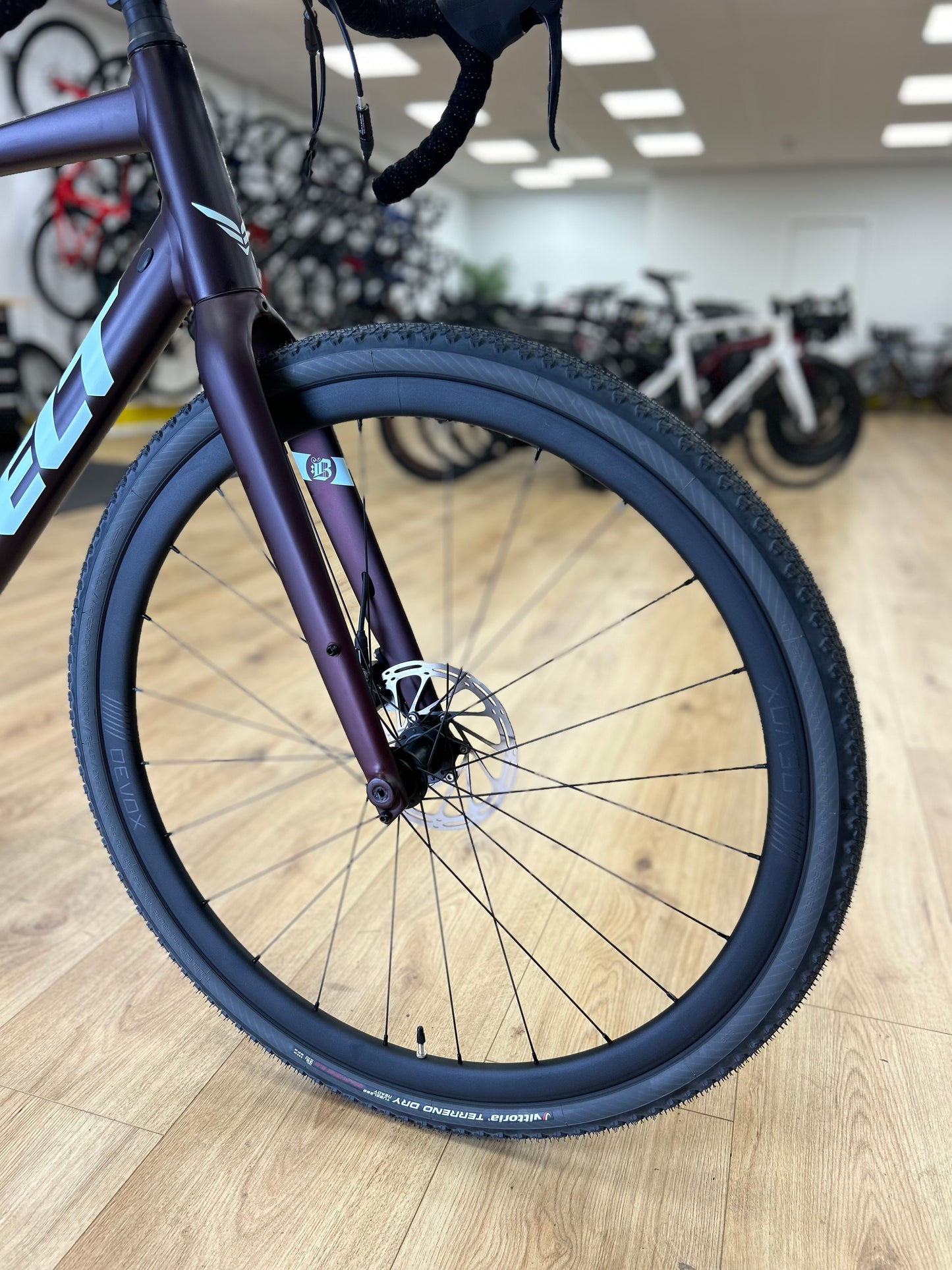 Showroom Model Felt Breed Disc Gravel