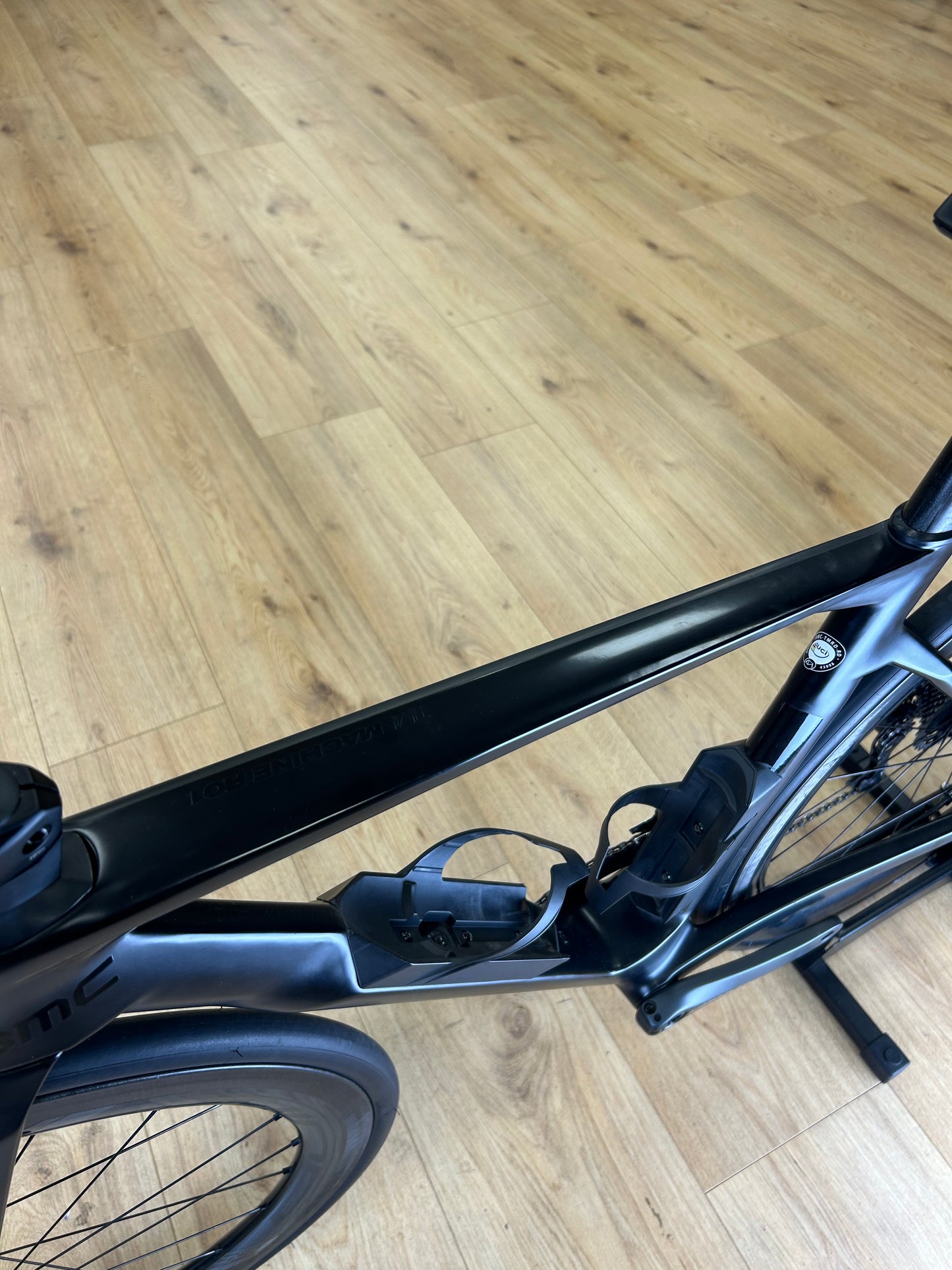 BMC TimeMachine Di2 Carbon Disc Racefiets