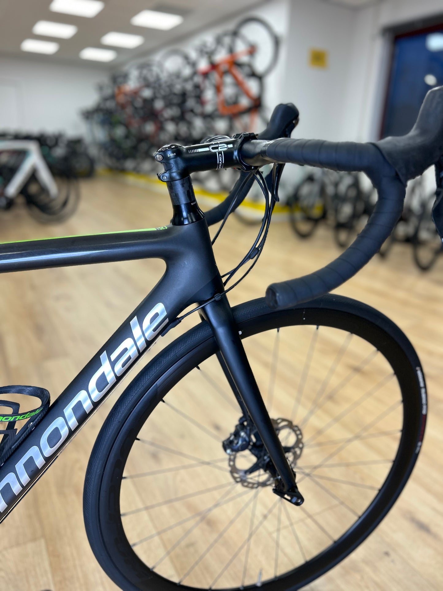 Cannondale SuperSix Evo Carbon Disc Racefiets