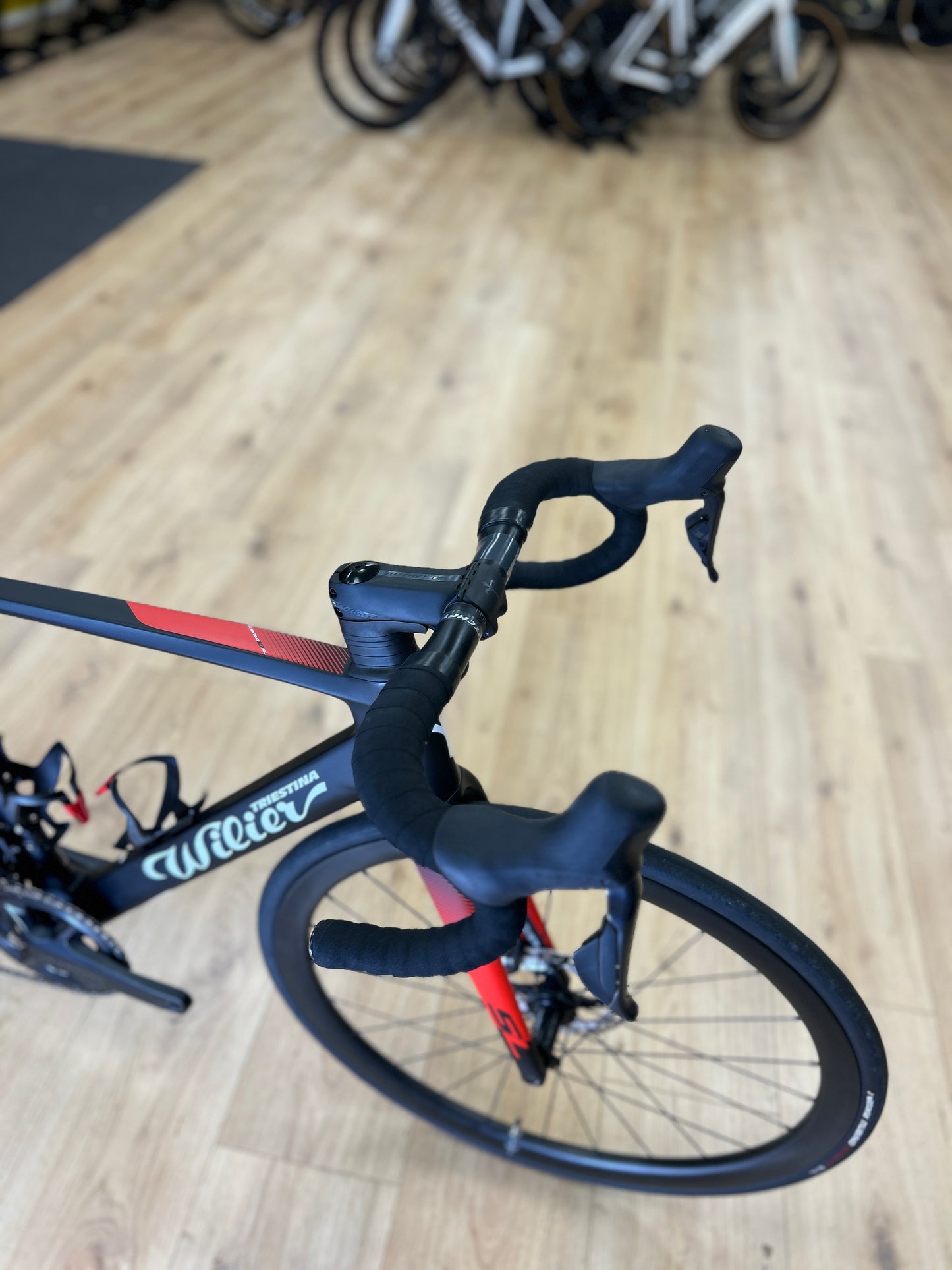 1000km Wilier Cento10 SL Di2 Carbon Racefiets