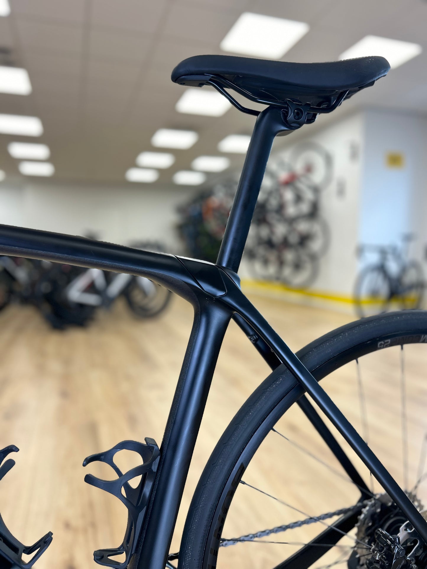 500kmTrek Domane Sl6 Di2Carbon Disc Racefiets
