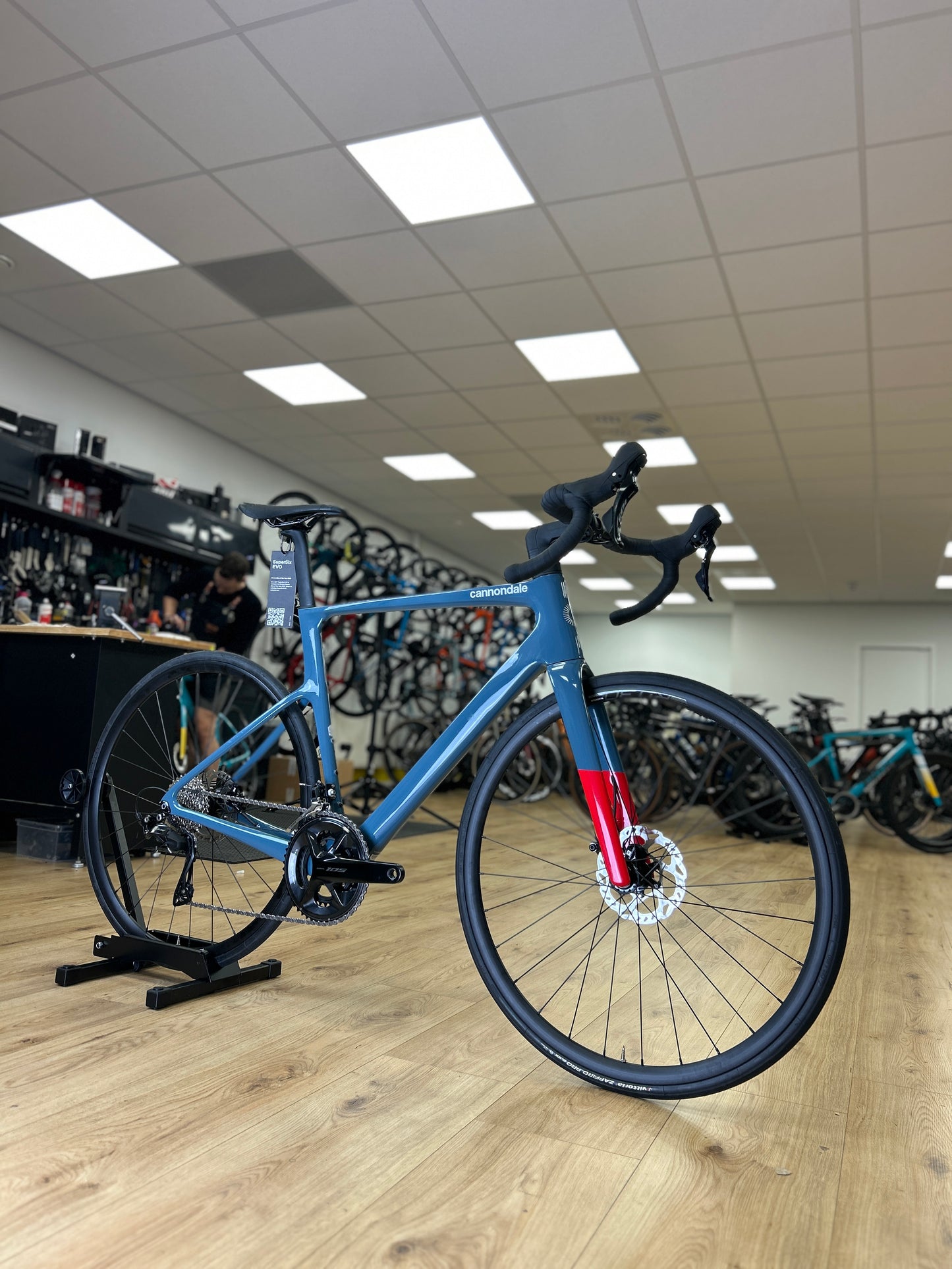 SHOWROOM MODEL Cannondale SuperSix Evo Carbon Racefiets
