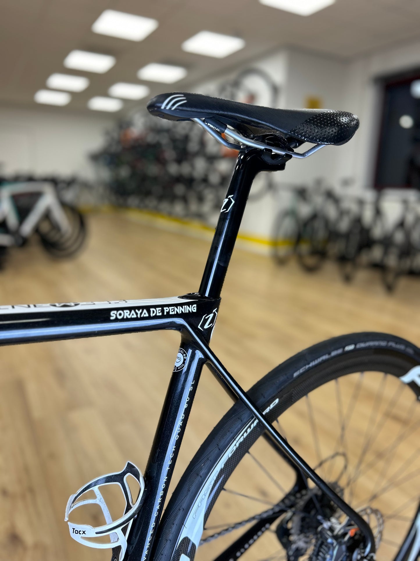 Isaac Element FFWD Ultegra Carbon Disc Racefiets
