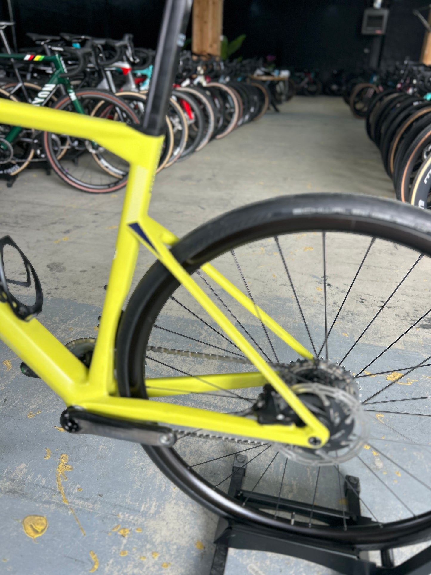 BMC Roadmachine FOUR AXS Carbon Road Bike