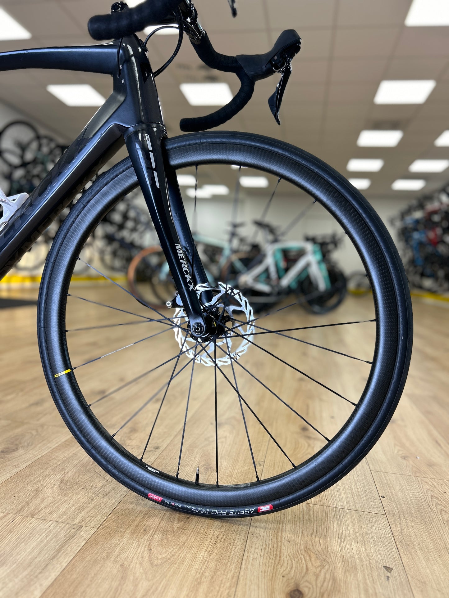 Eddy Merckx EM525 Disc Carbon Racefiets