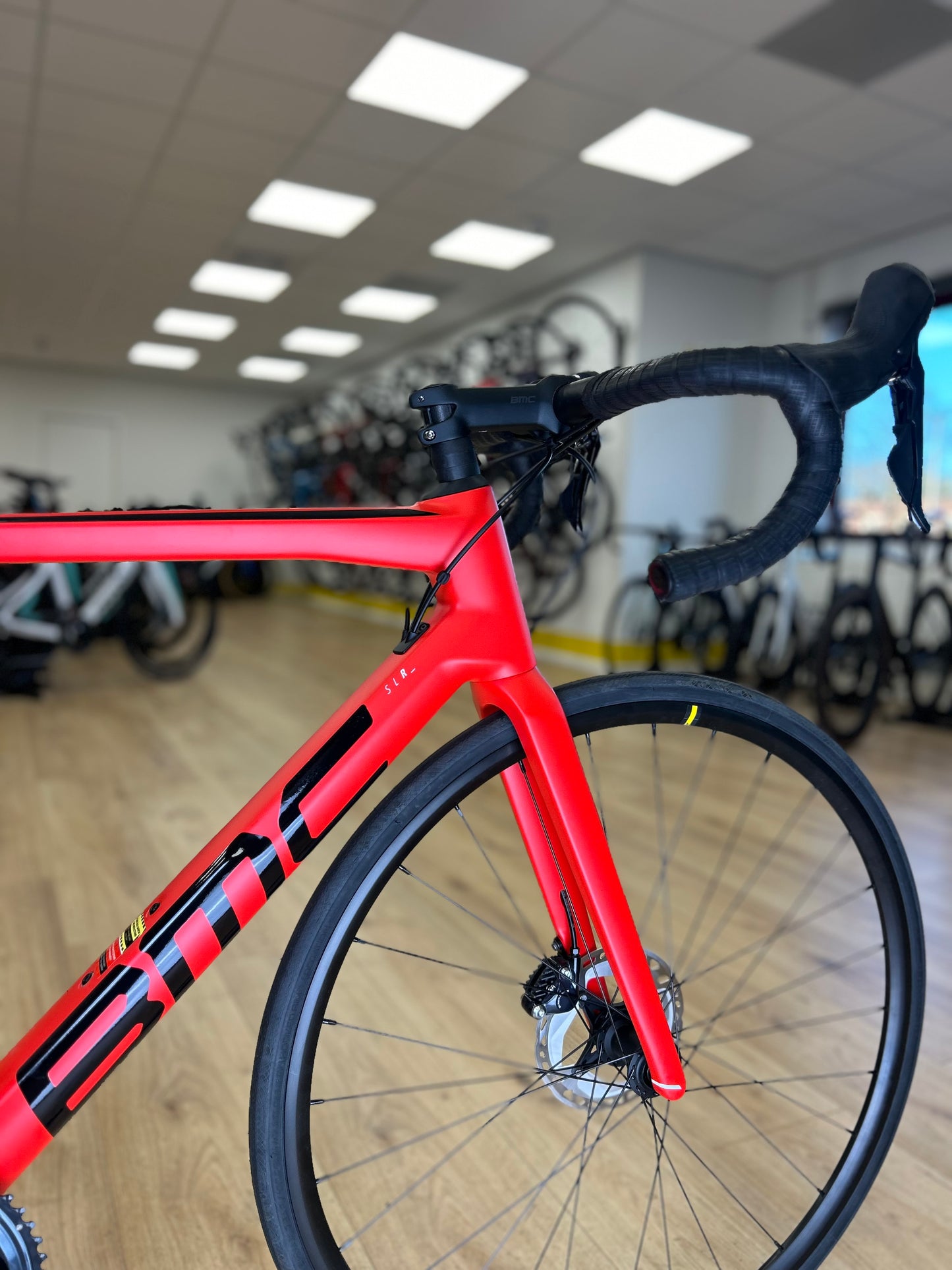 NEW BMC TeamMachine Carbon Disc Racefiets