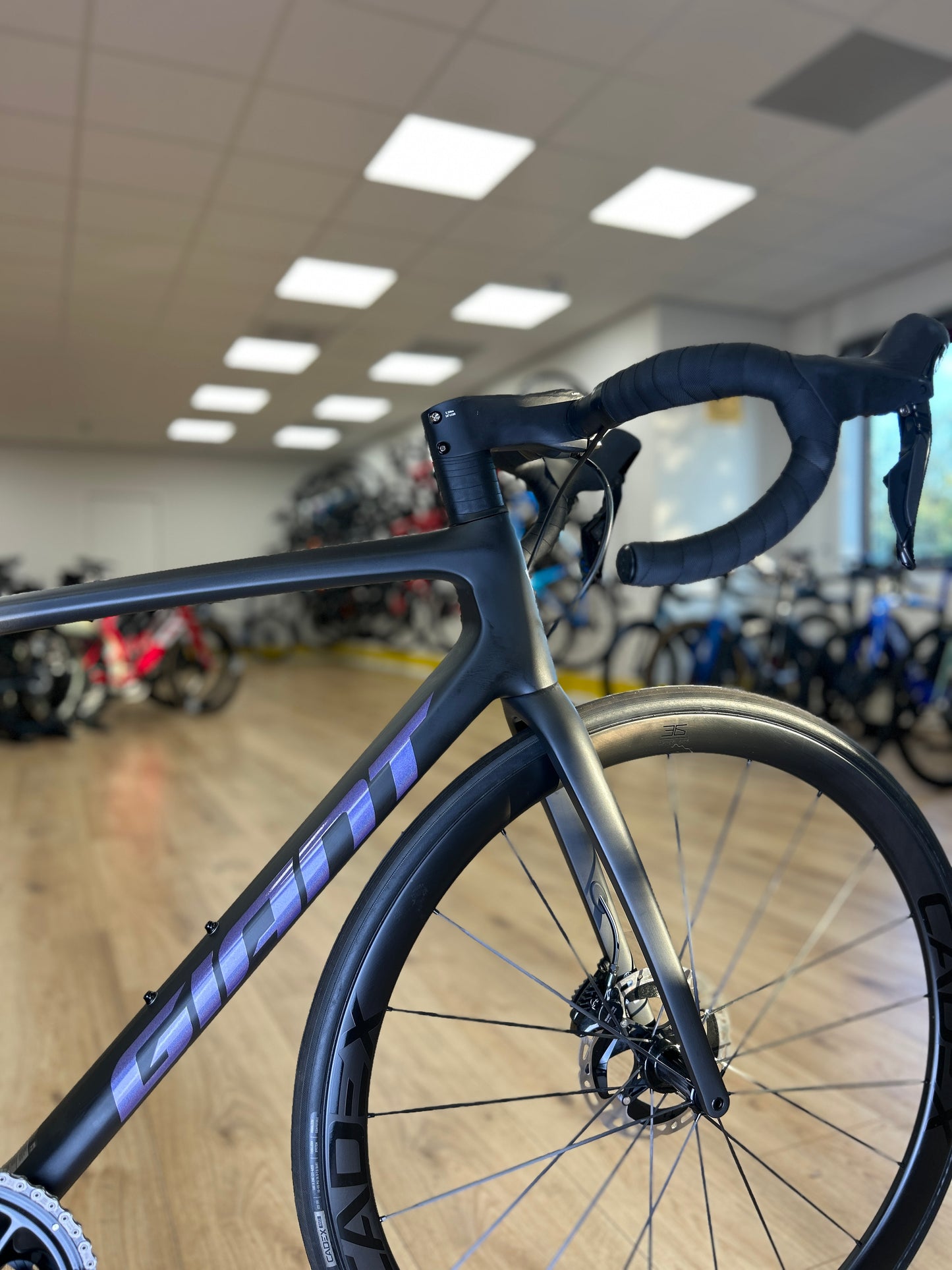 SHOWROOM MODEL Giant TCR Advanced SL Disc 0 Di2 Carbon Racefiets
