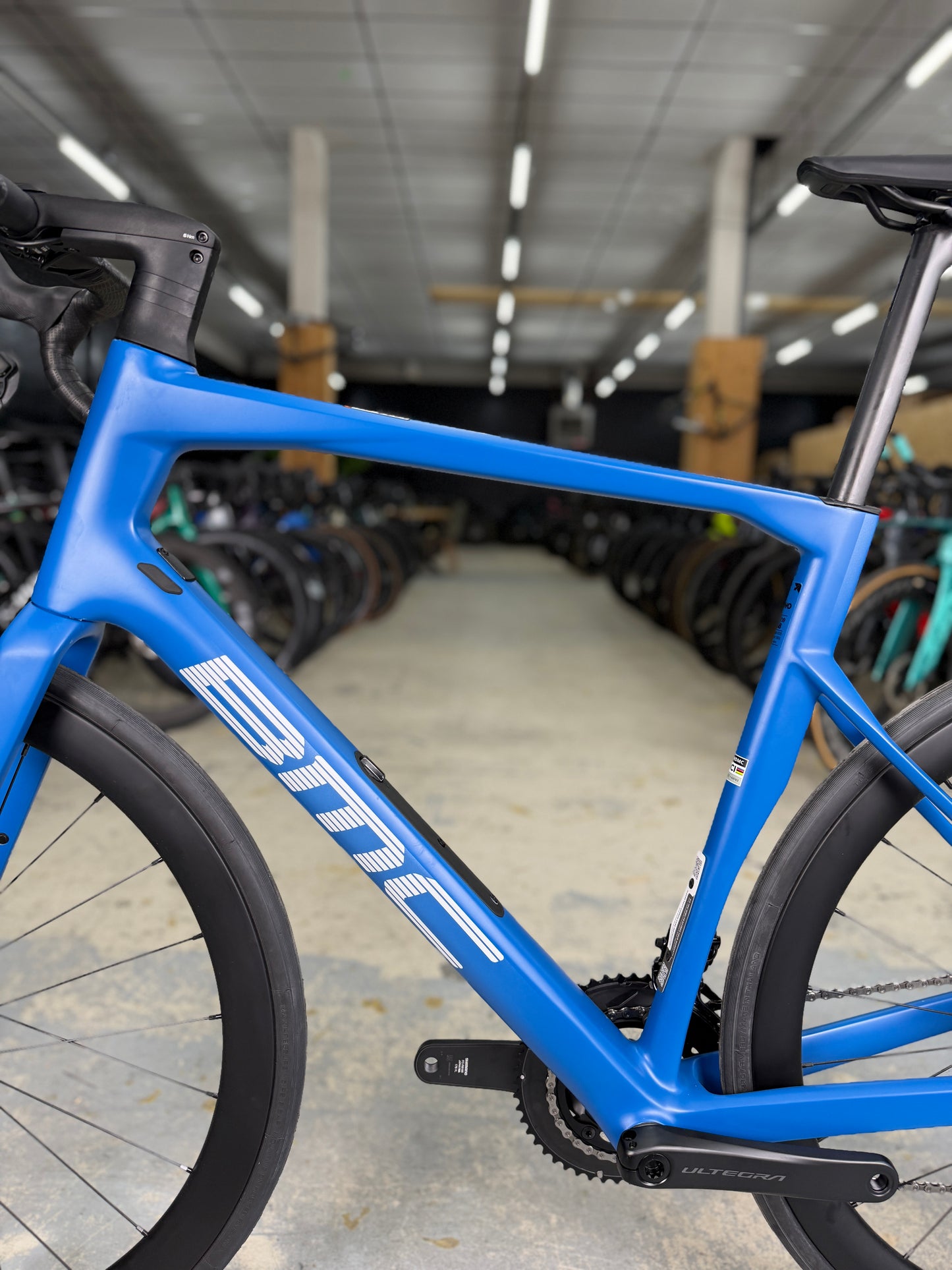 NIEUW BMC Roadmachine Di2 Carbon Racefiets