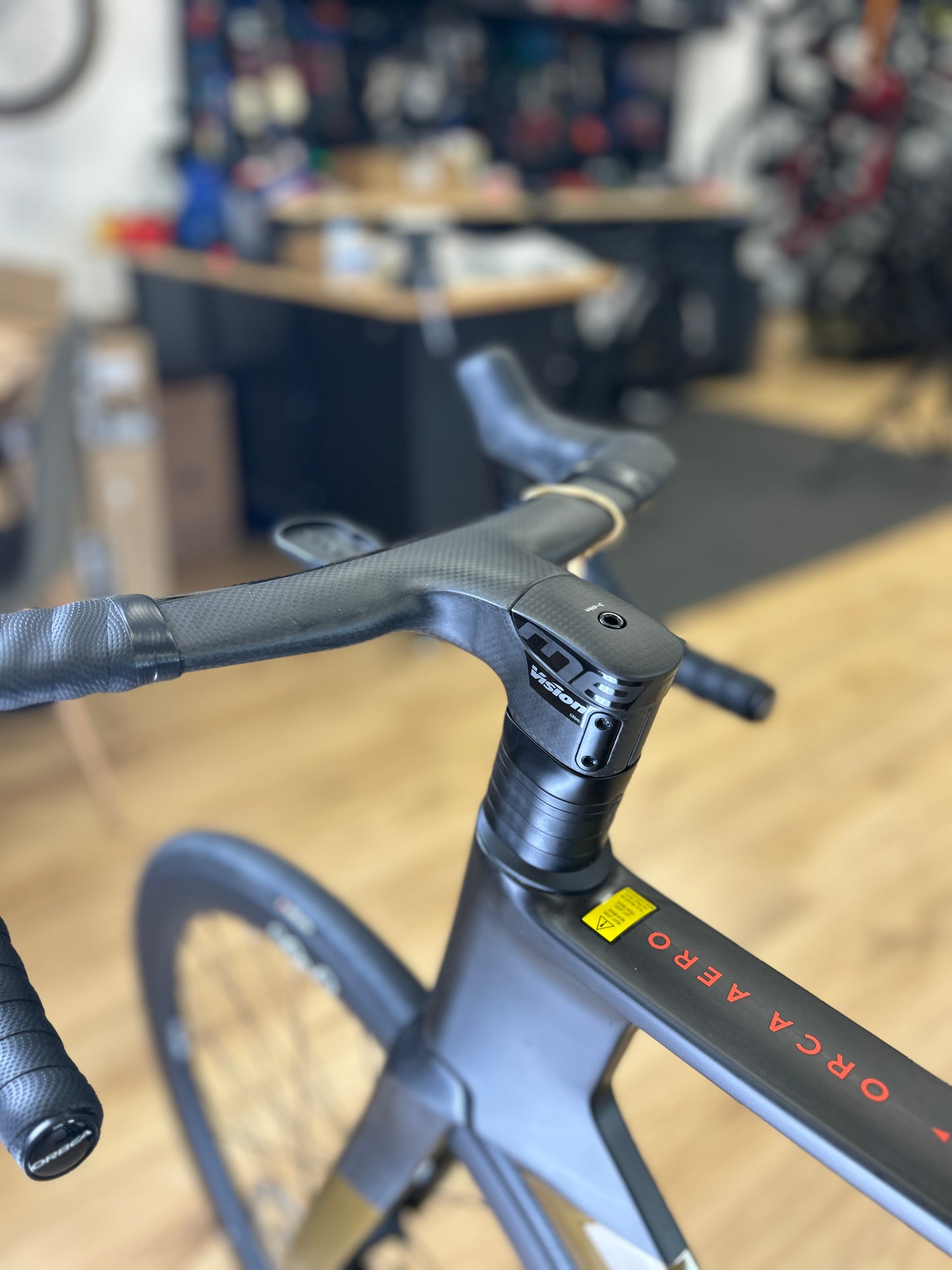 0km Showroom Model Orbea Orca Aero M30iLTD Di2 Carbon Racefiets