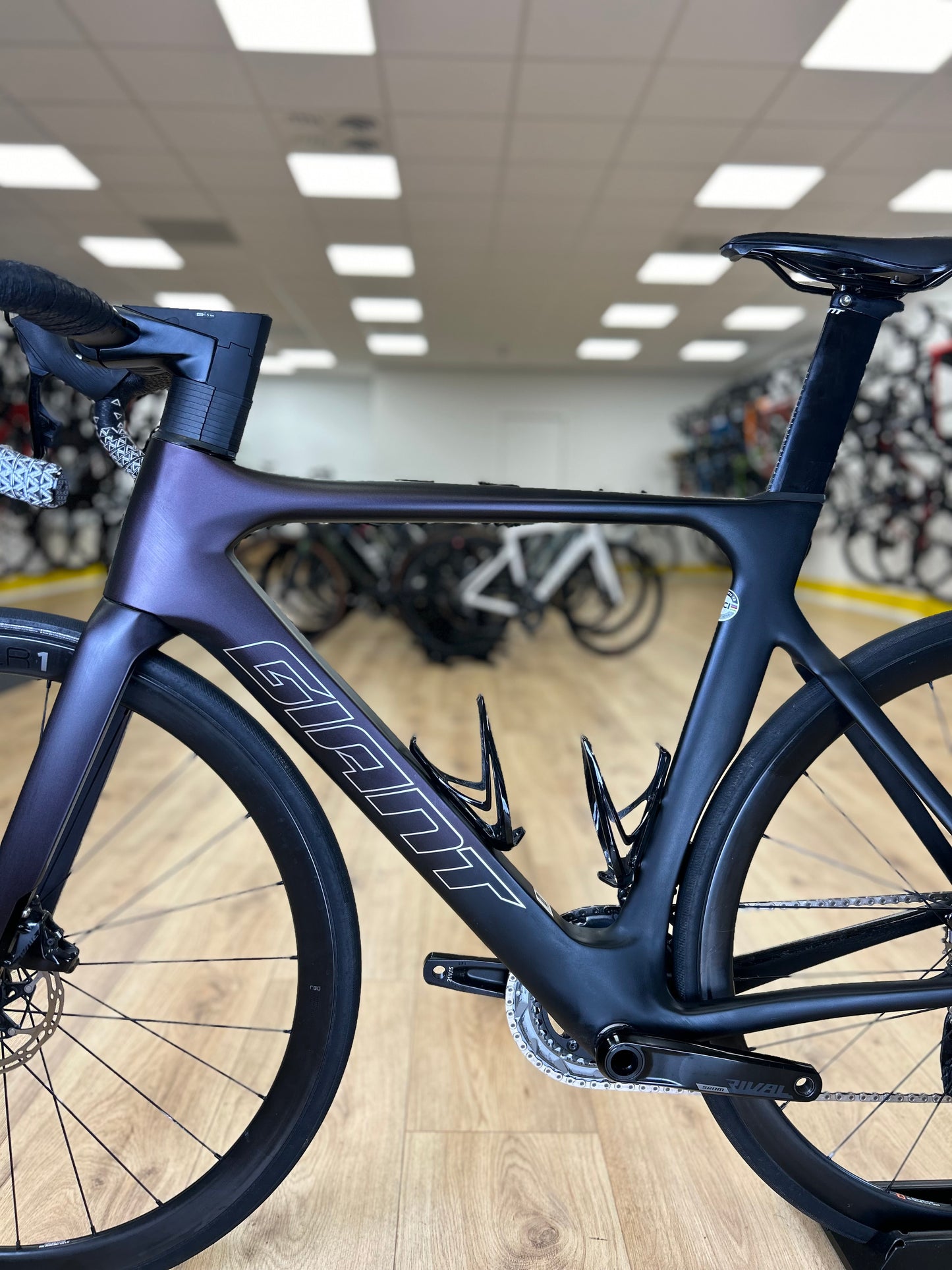 Giant Propel AXS Carbon Disc Racefiets