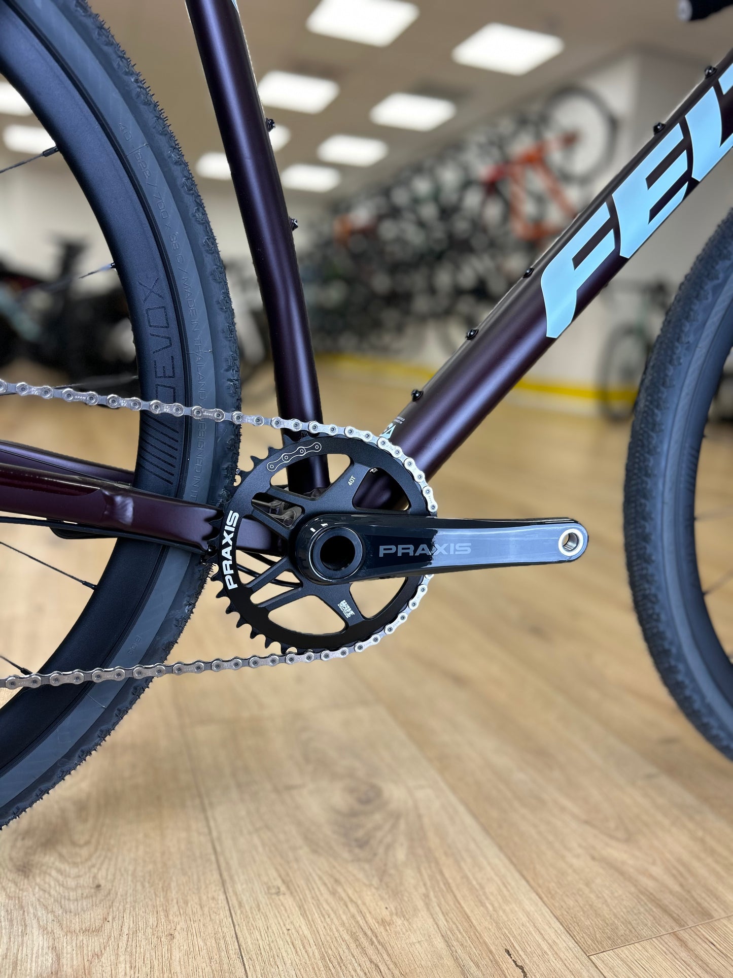 Showroom Model Felt Breed Disc Gravel
