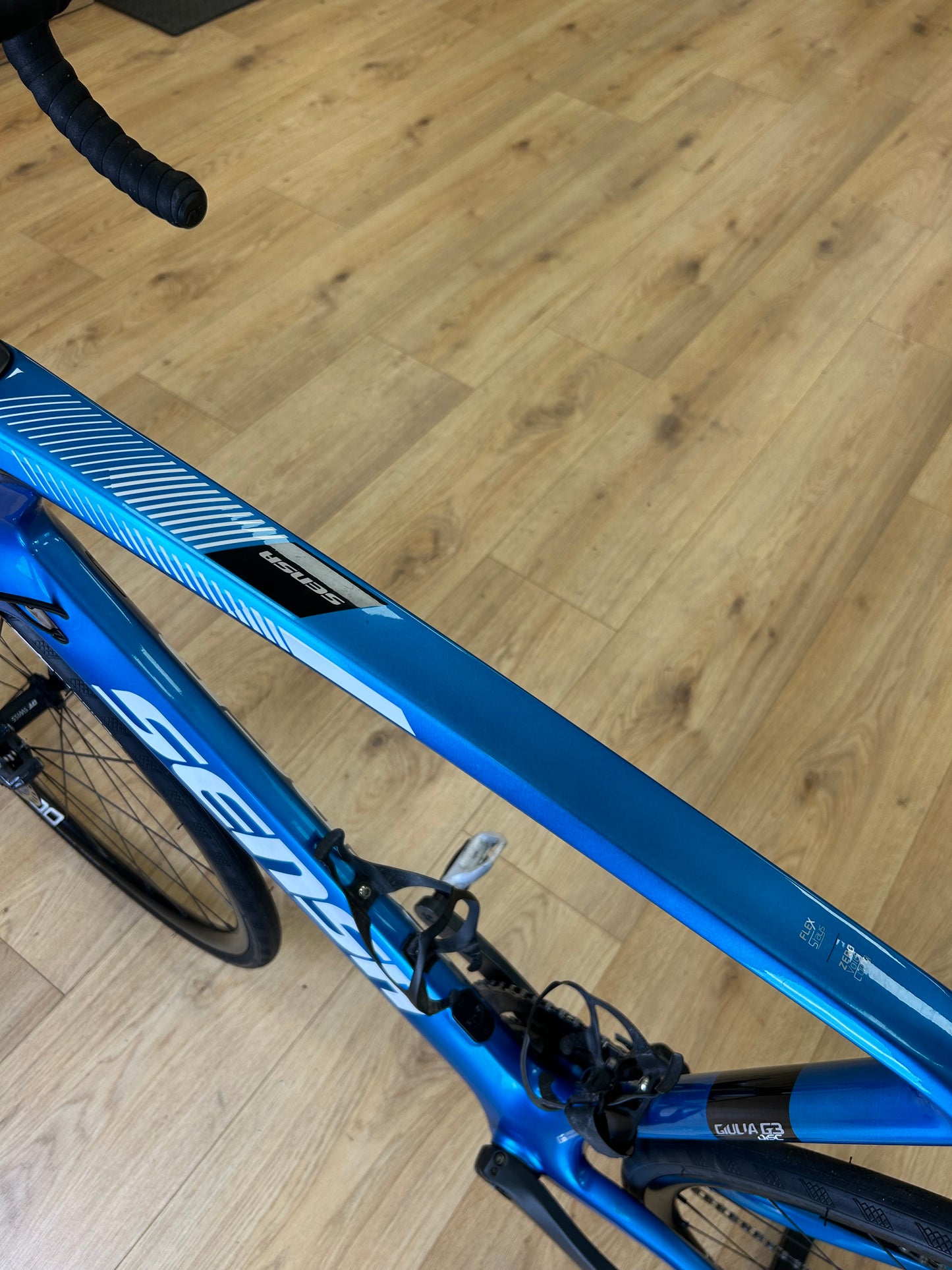 Sensa Giulia G3 Di2 Ultegra Carbon Road Bike