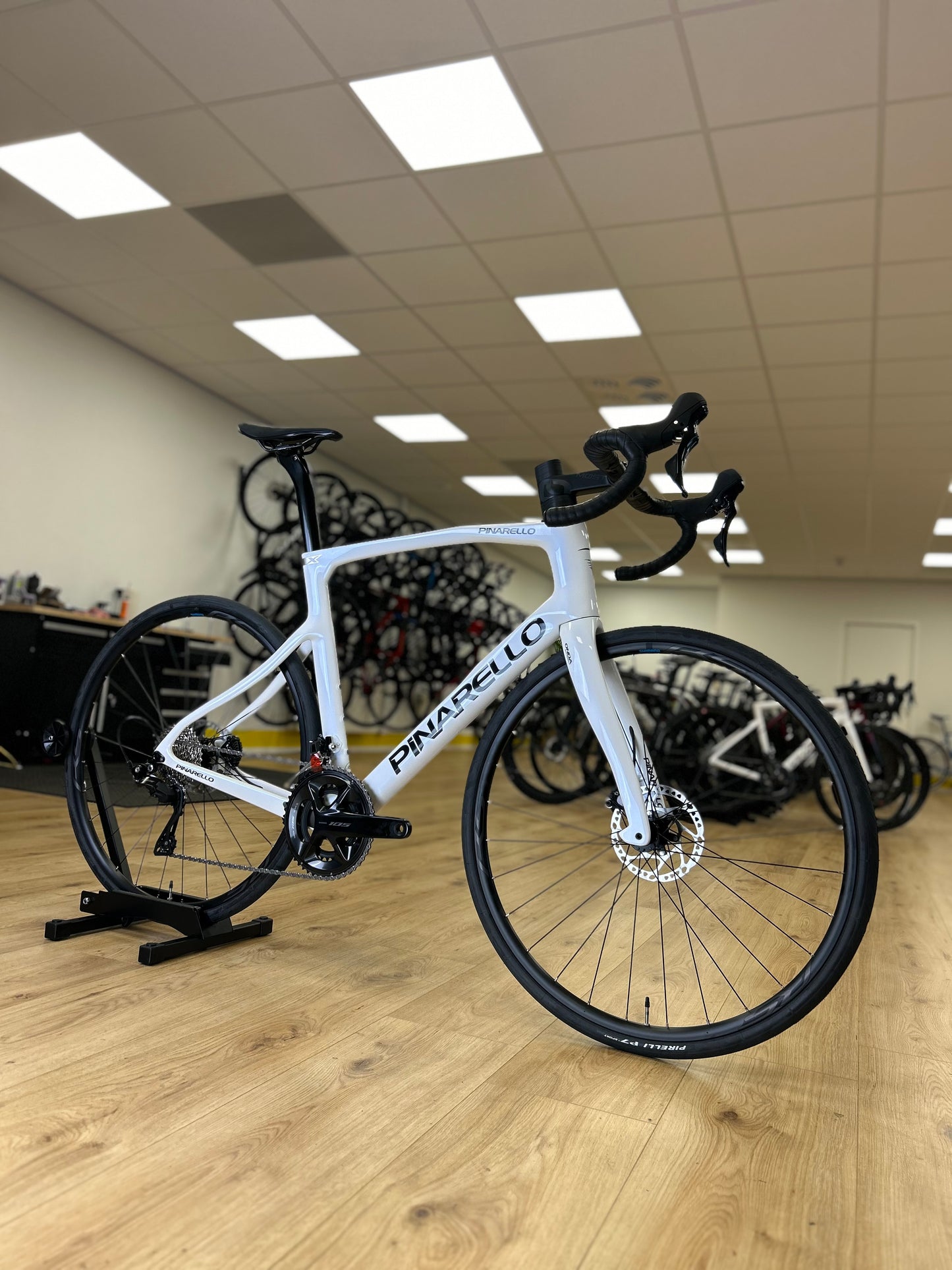 NIEUW Pinarello X1 Carbon Disc Racefiets