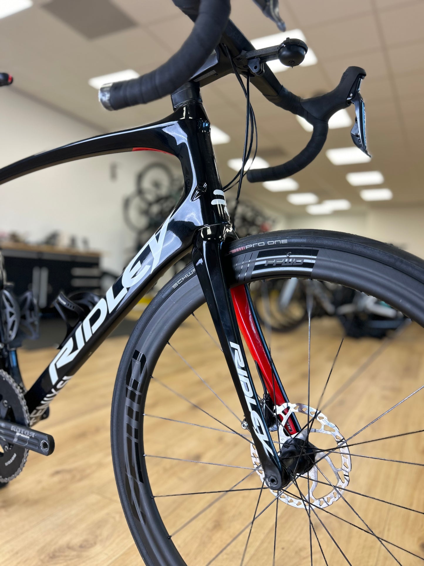 Ridley Fenix SL Di2 Carbon Disc Racefiets