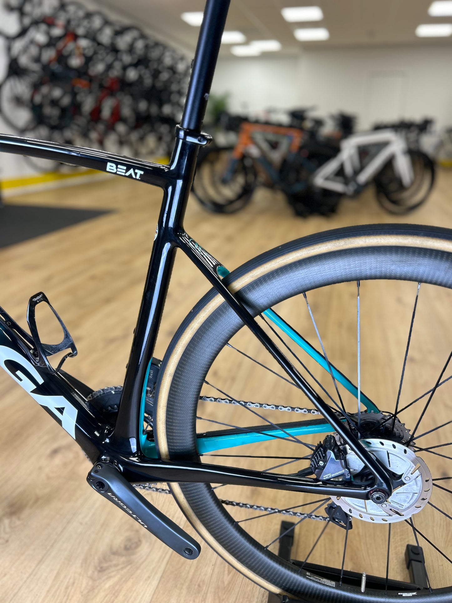 Koga Beat Premium Di2 Ultegra Disc Carbon Racefiets