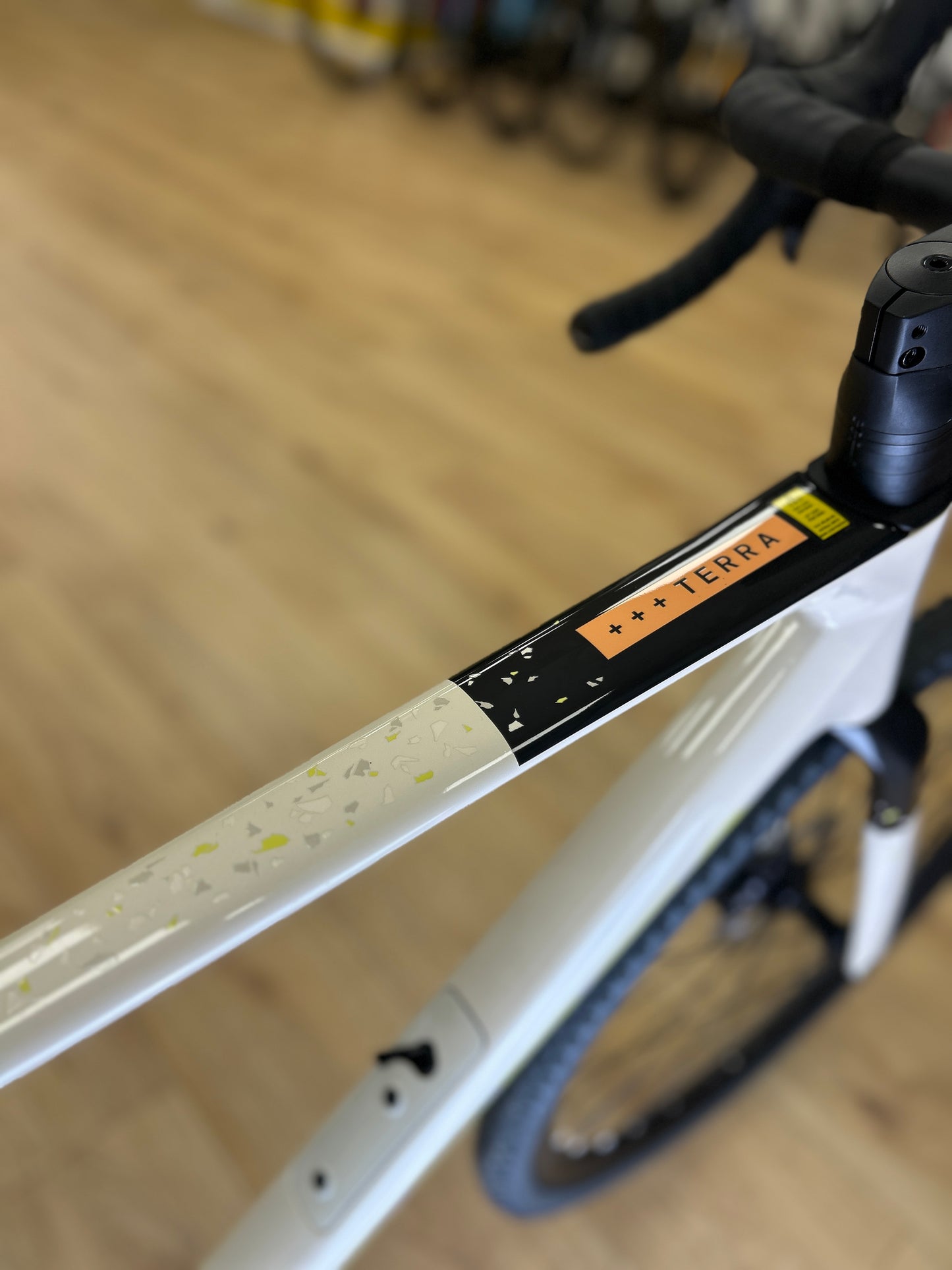 0km Showroom Model Orbea Terra Gravel Fiets