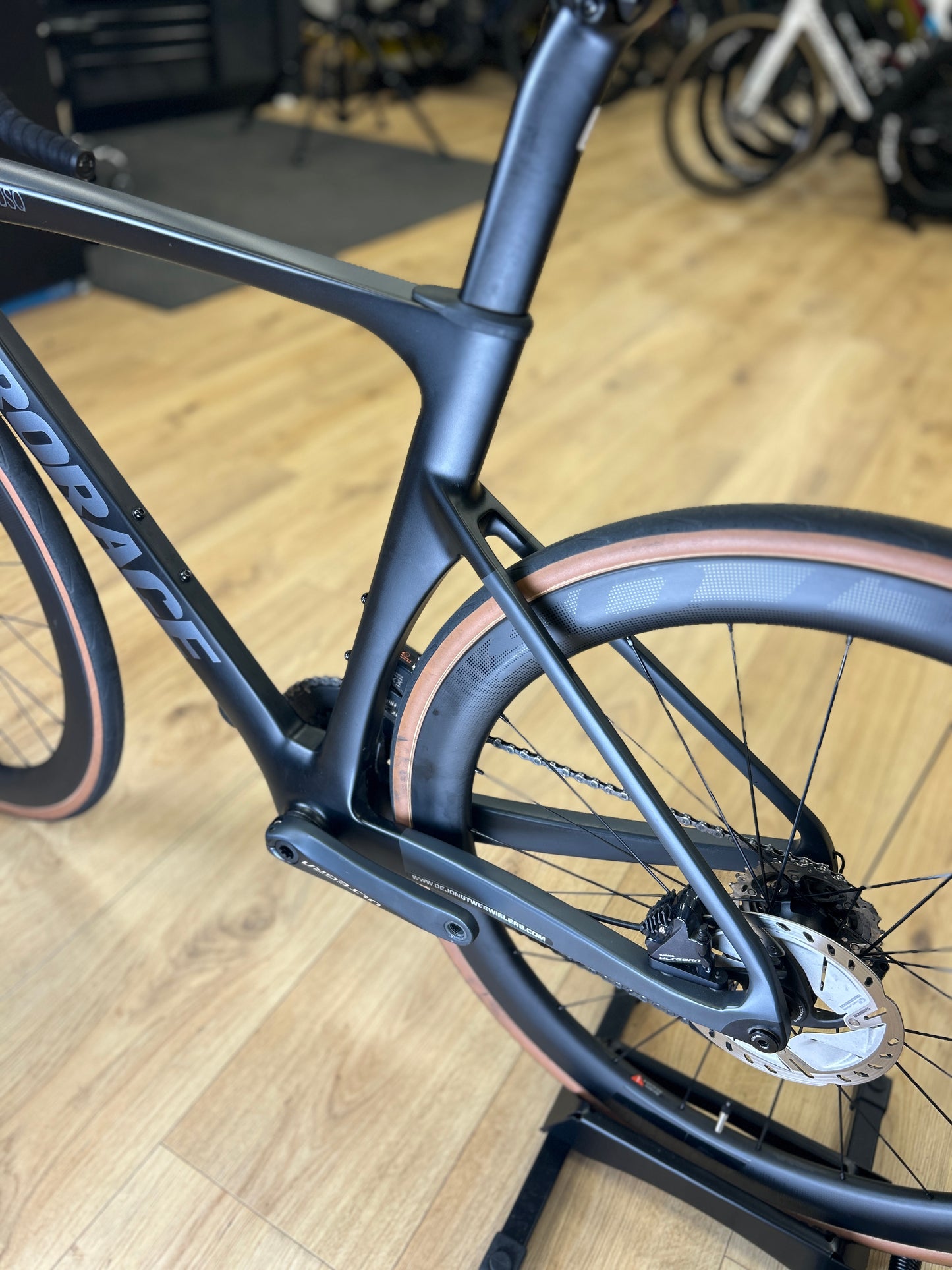 ProRace Chaos DSO Di2 Carbon Road Bike