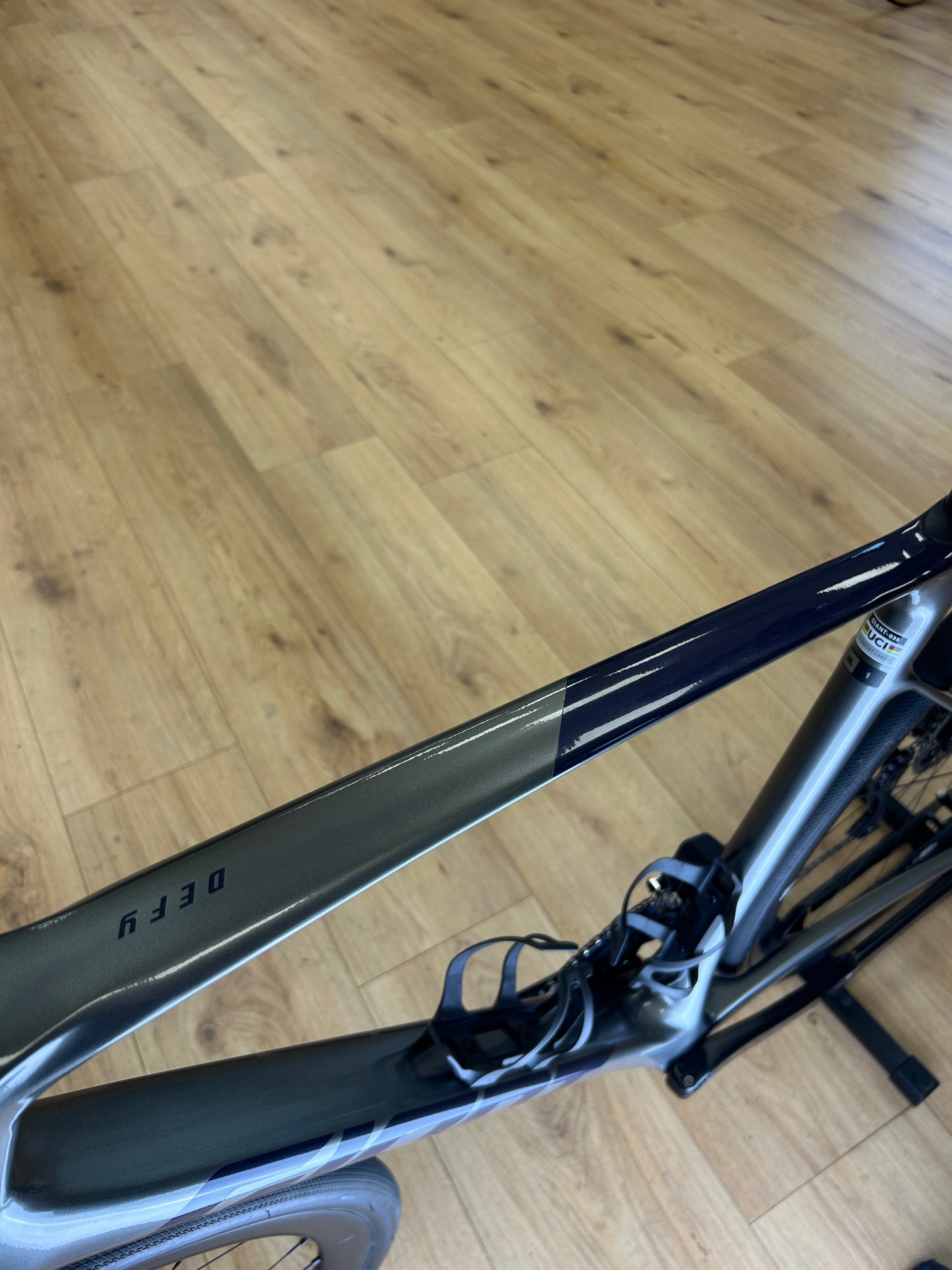 Giant Defy Advanced Di2 Carbon Racefiets