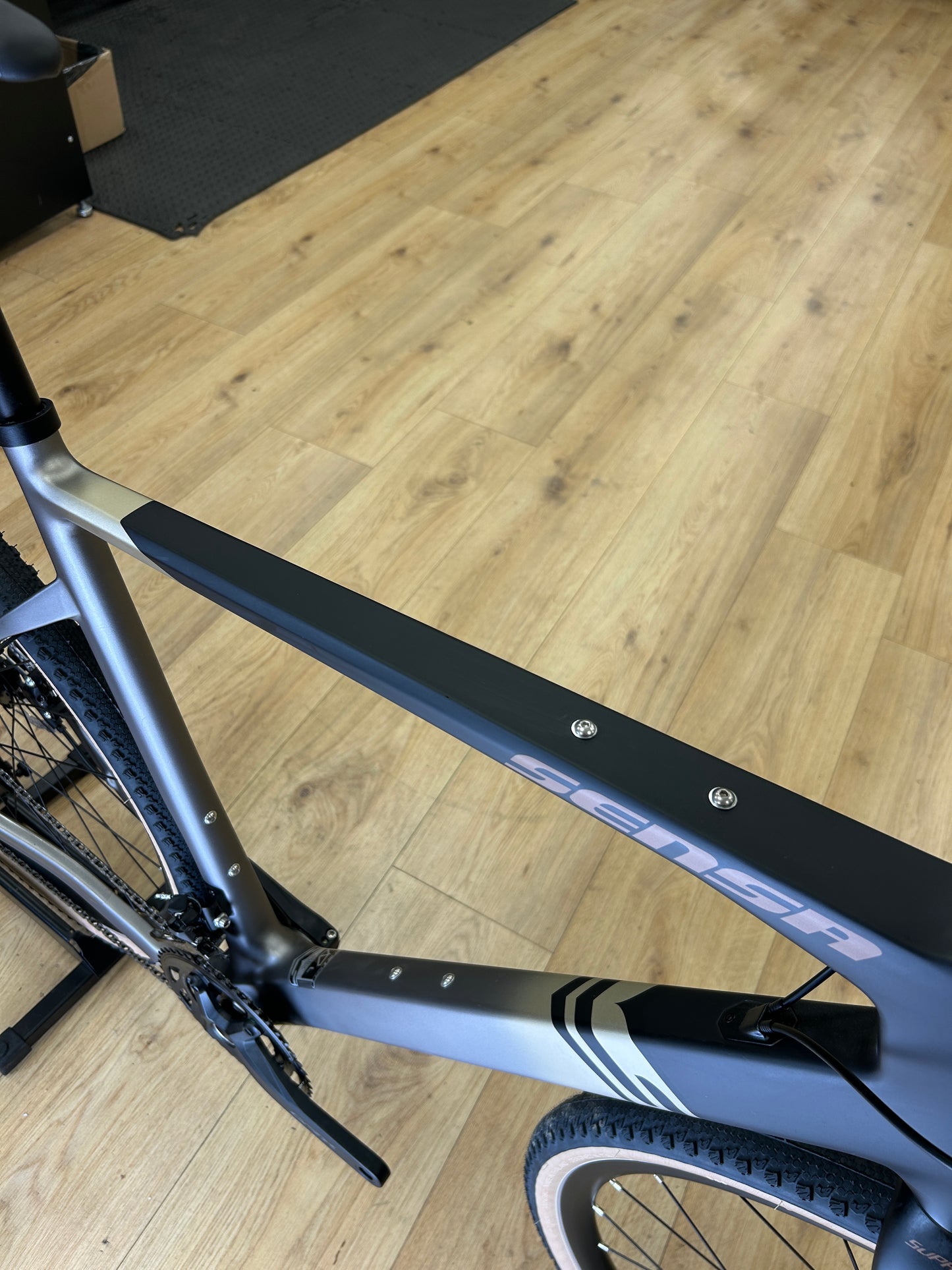 0km Showroom Model Sensa Giulia Elite Gravel