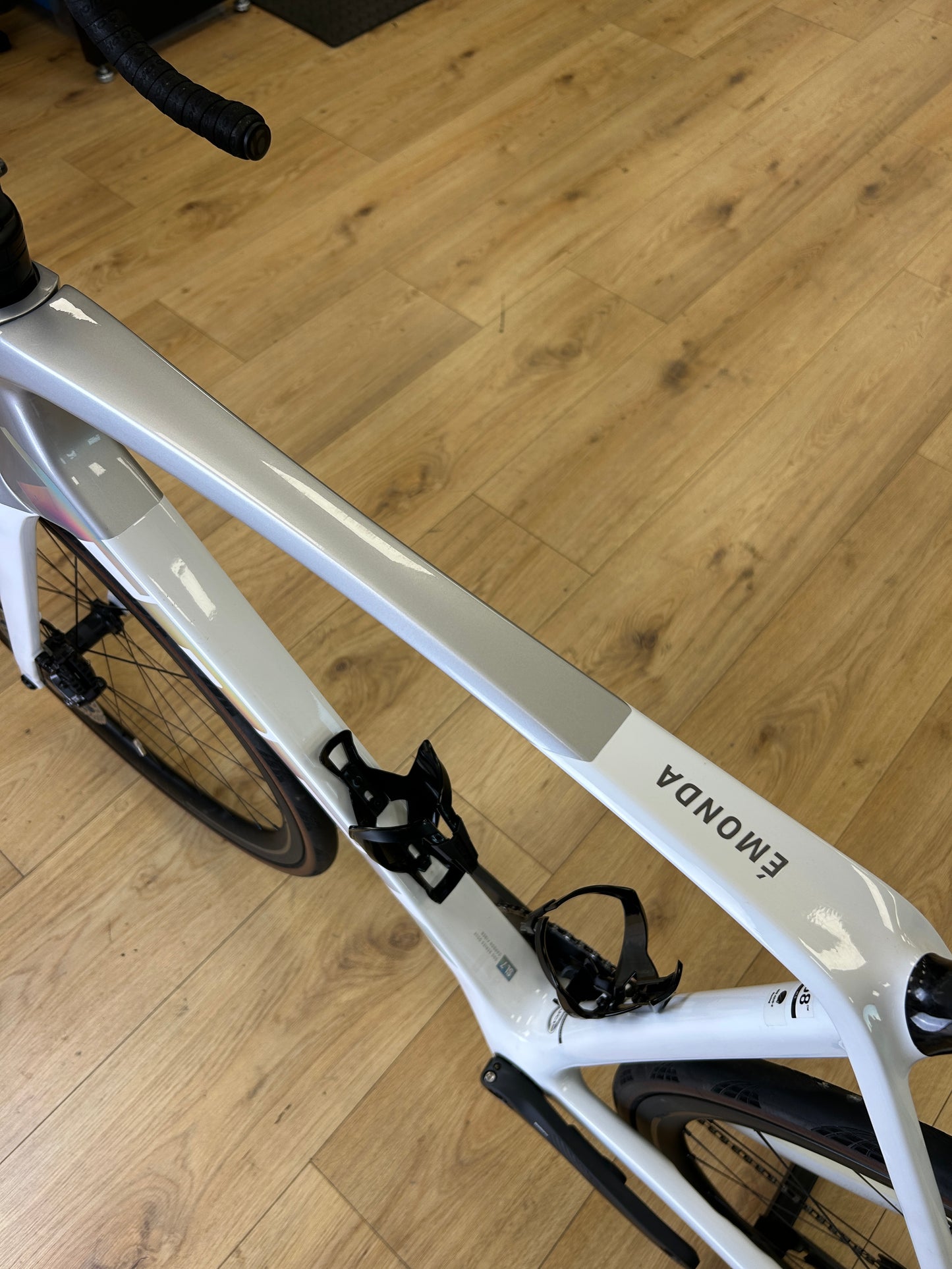 Trek Emonda SL7 Di2 Carbon Road Bike