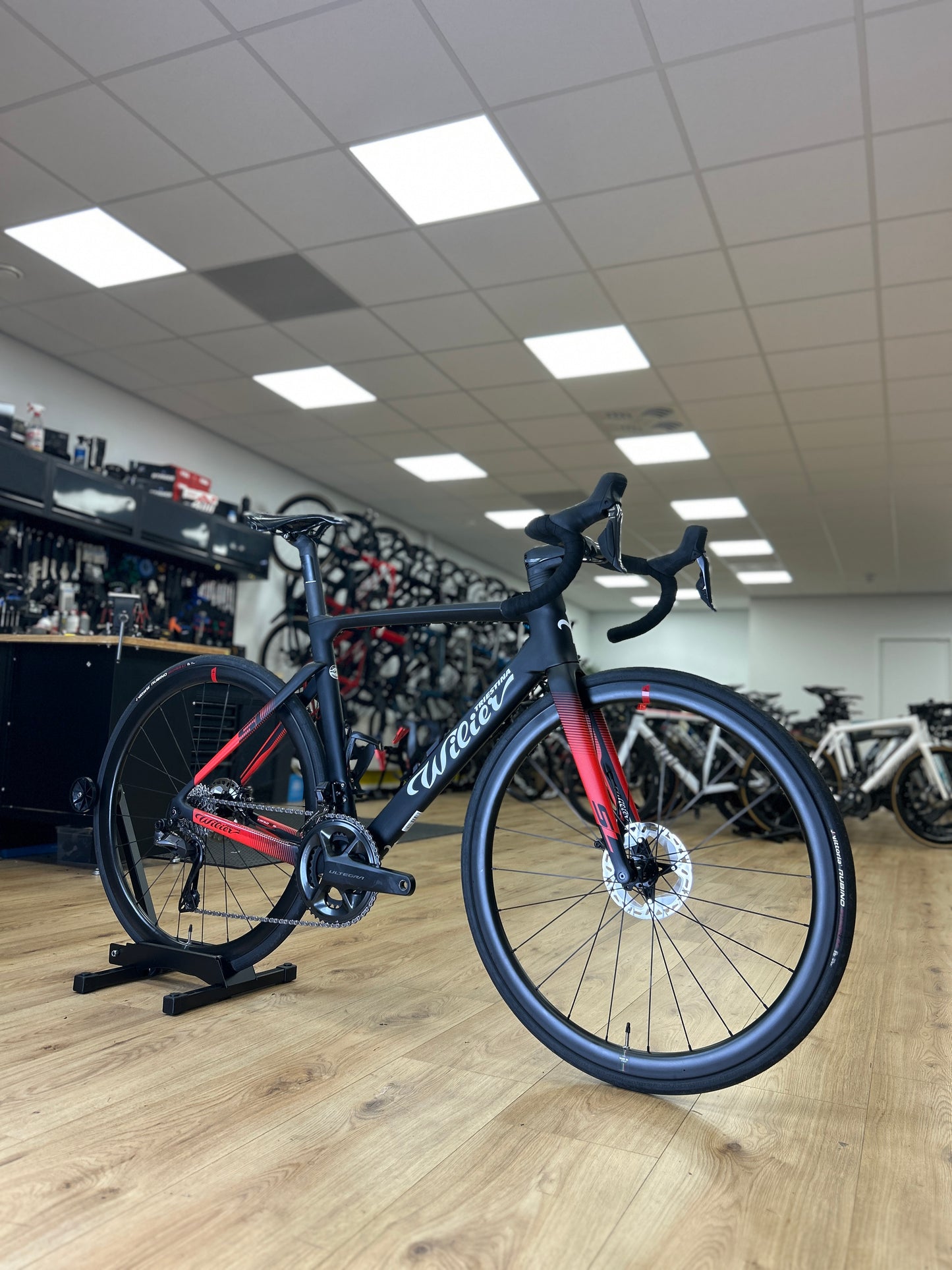 1000km Wilier Cento10 SL Di2 Carbon Racefiets