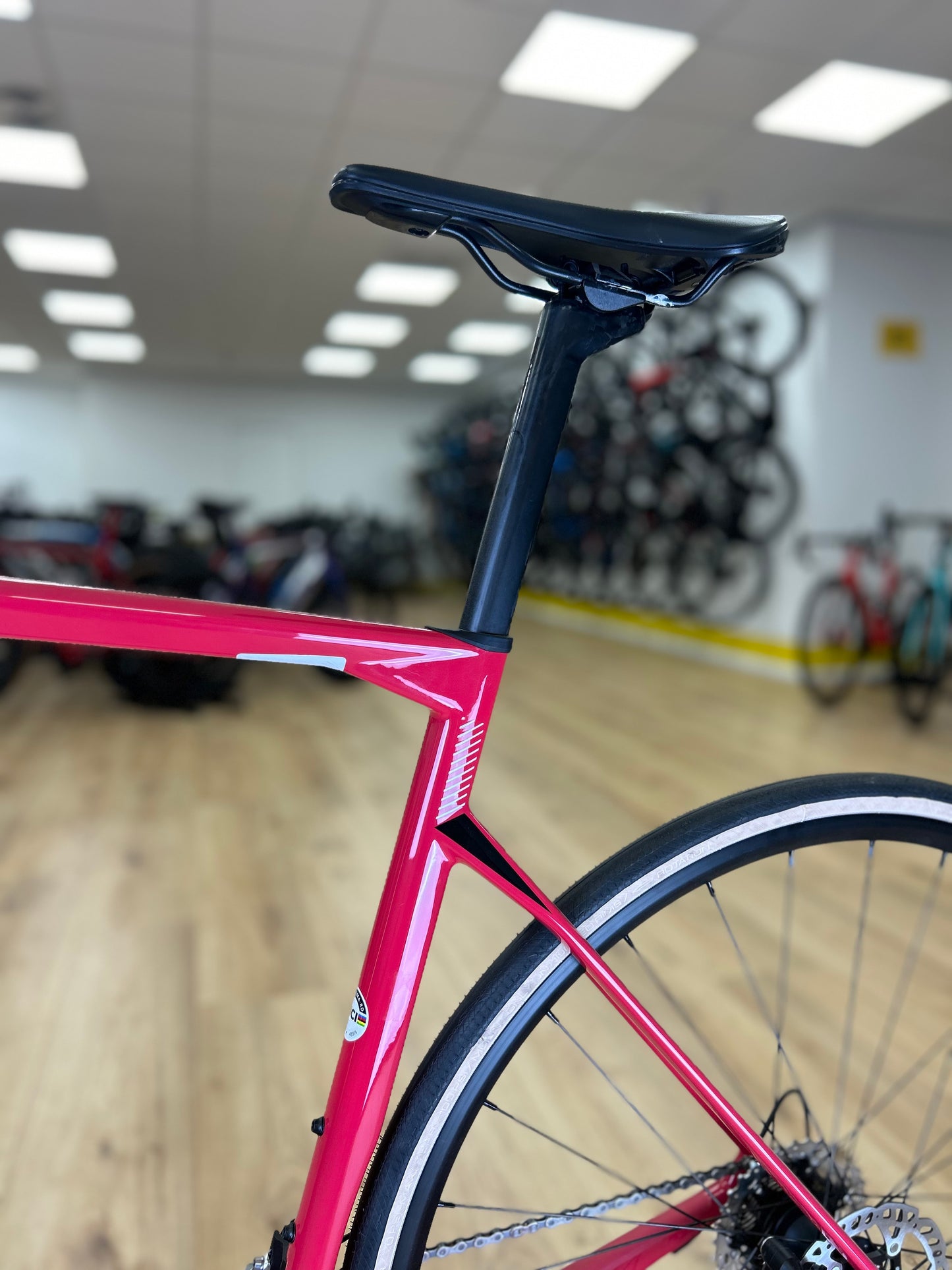 NEW - BMC Road Machine Ultegra Carbon Disc Racefiets