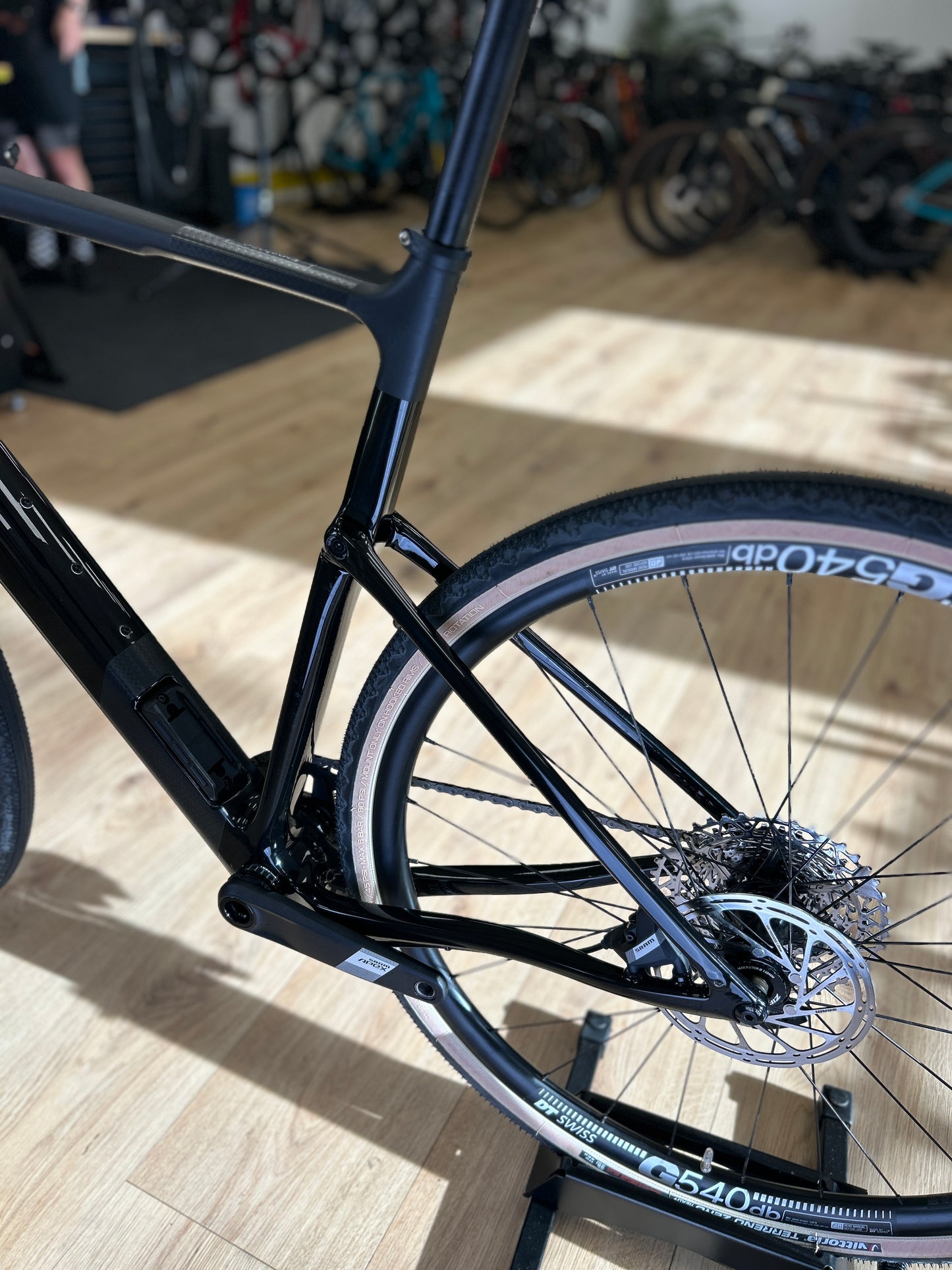 SHOWROOM MODEL Cannondale Topstone LG AXS Gravel Fiets