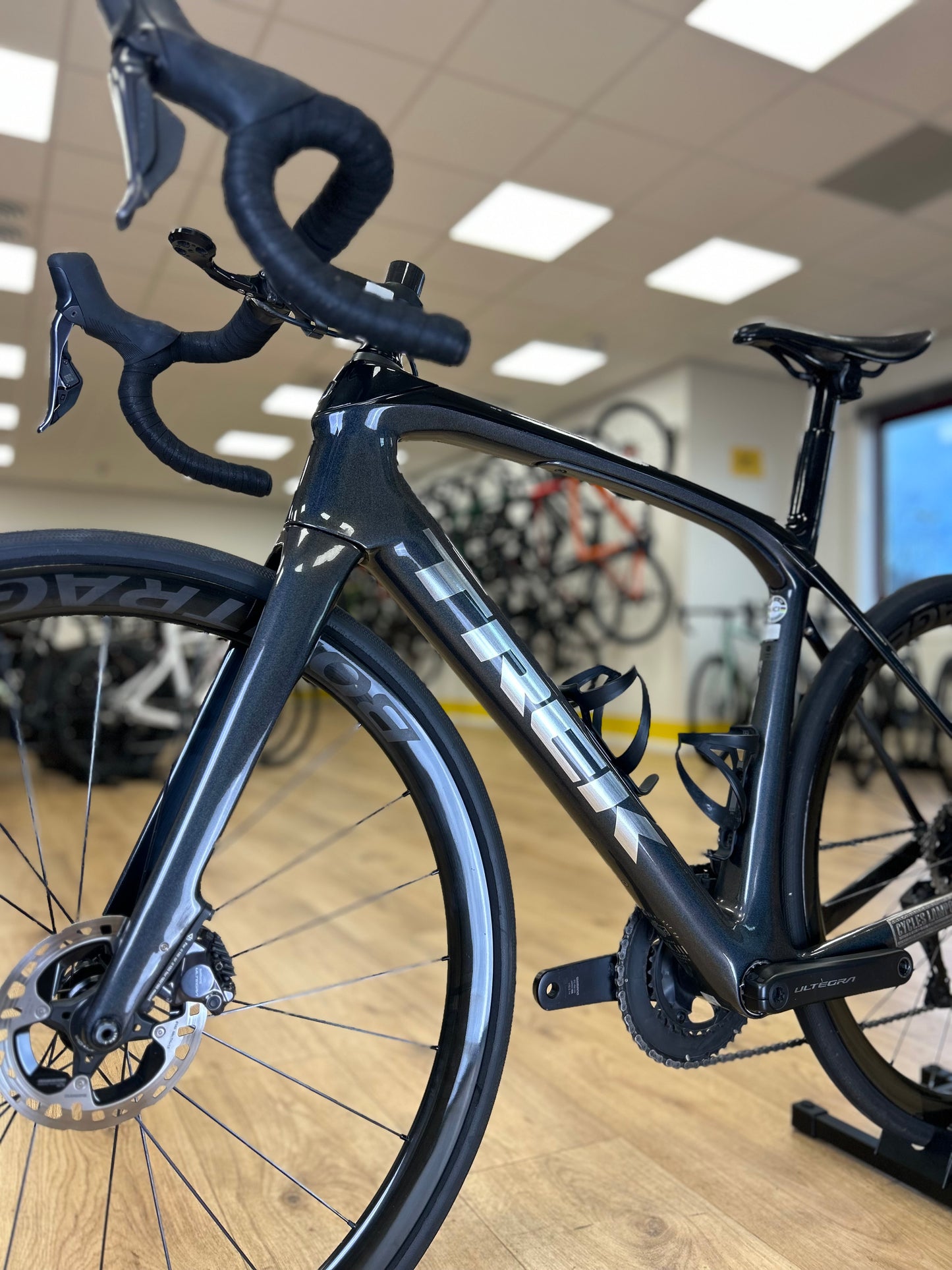 Trek Domane Slr7 Di2 Carbon Disc Racefiets