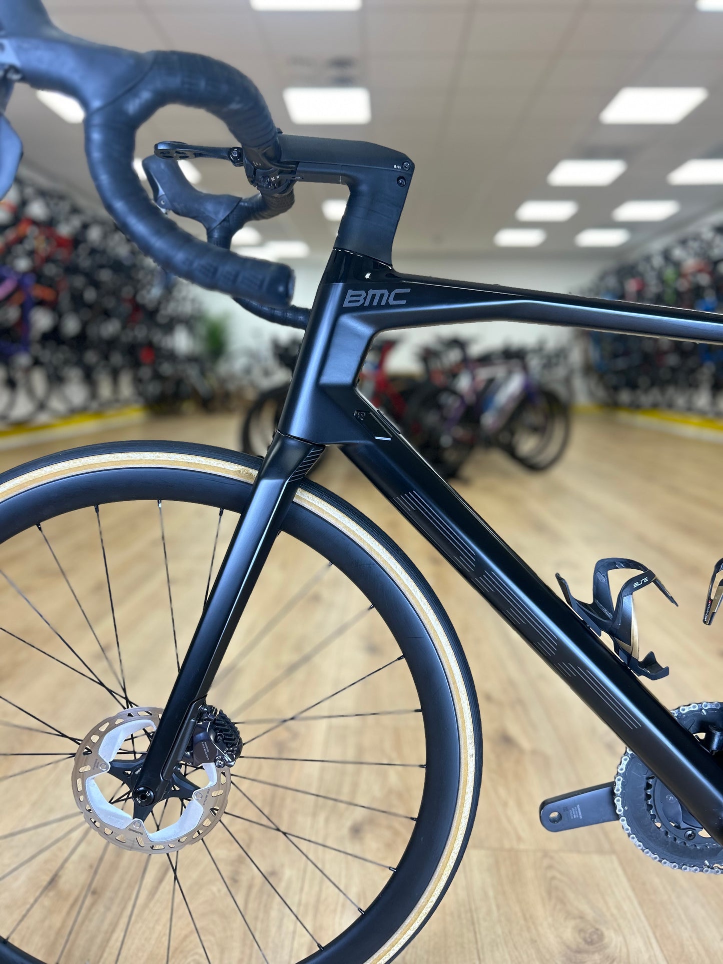 BMC Road Machine 01 Di2 Carbon Disc Racefiets