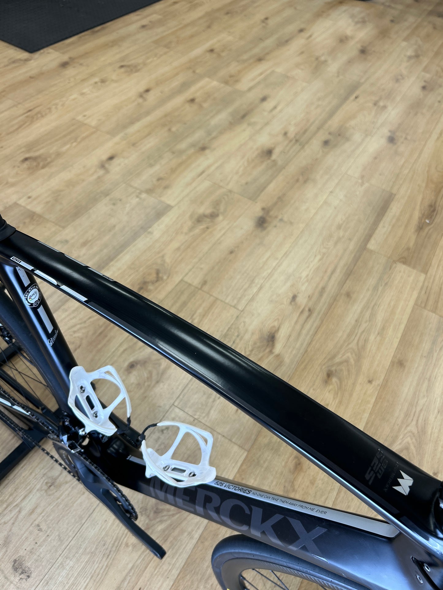 Eddy Merckx EM525 Disc Carbon Racefiets
