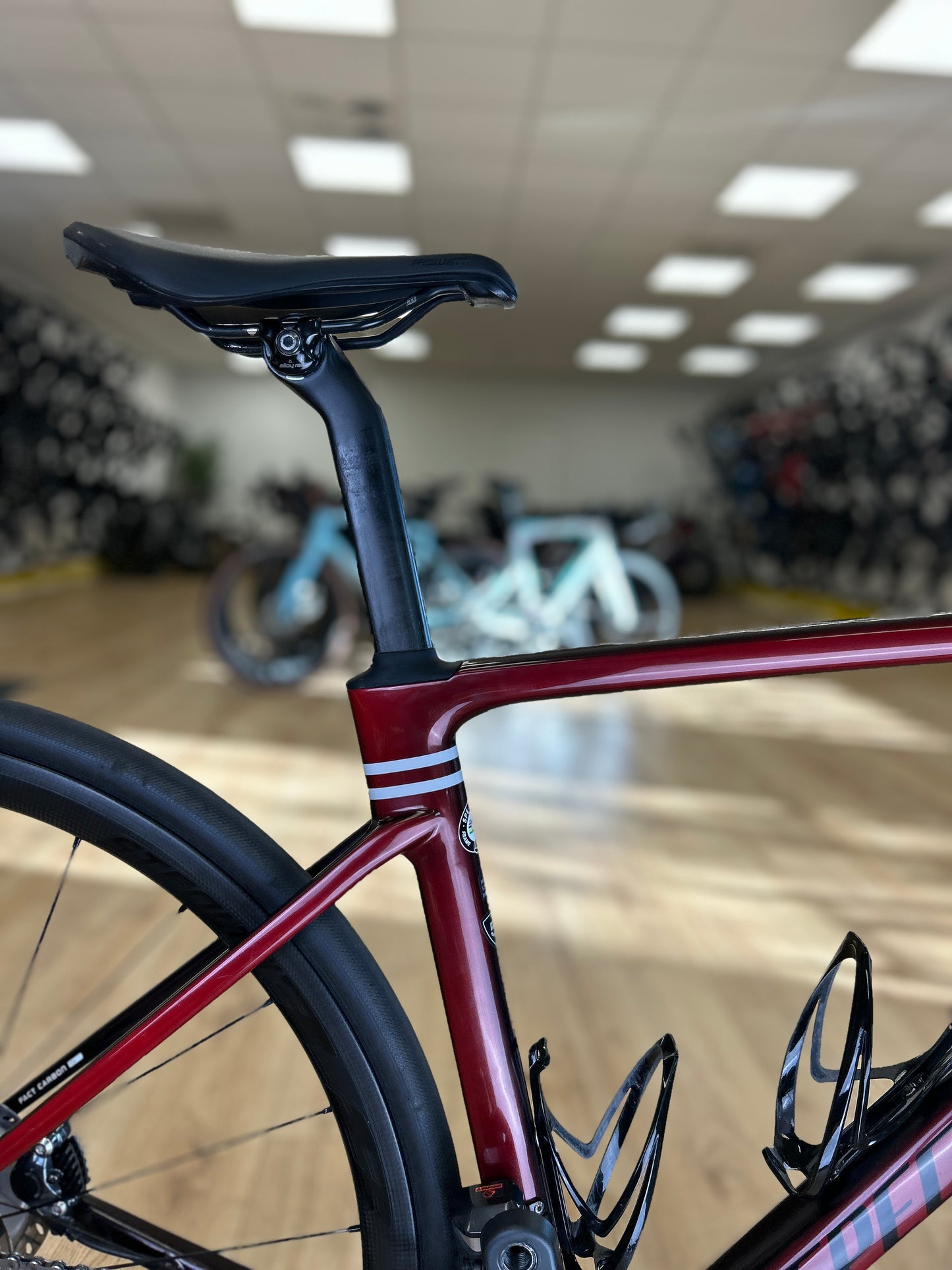 Specialized Roubaix Expert Di2 Carbon Disc Racefiets